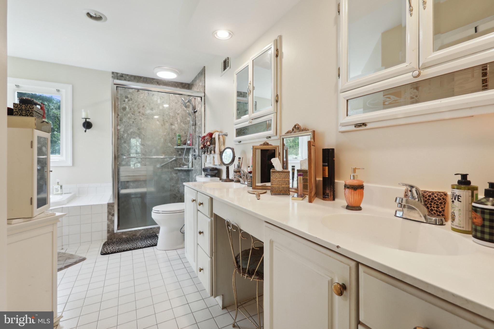 MONTGOMERY MEADOWS - Residential