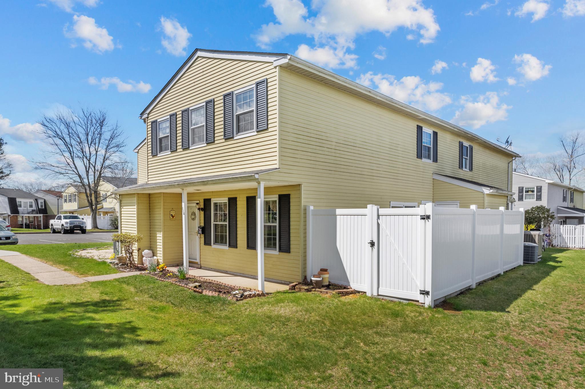 GREEN MEADOWS - Residential