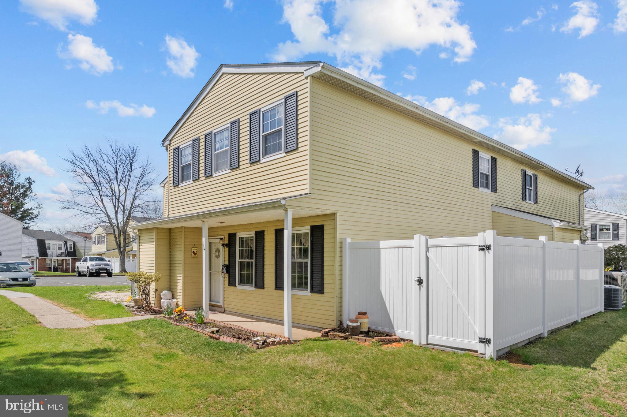 GREEN MEADOWS - Residential