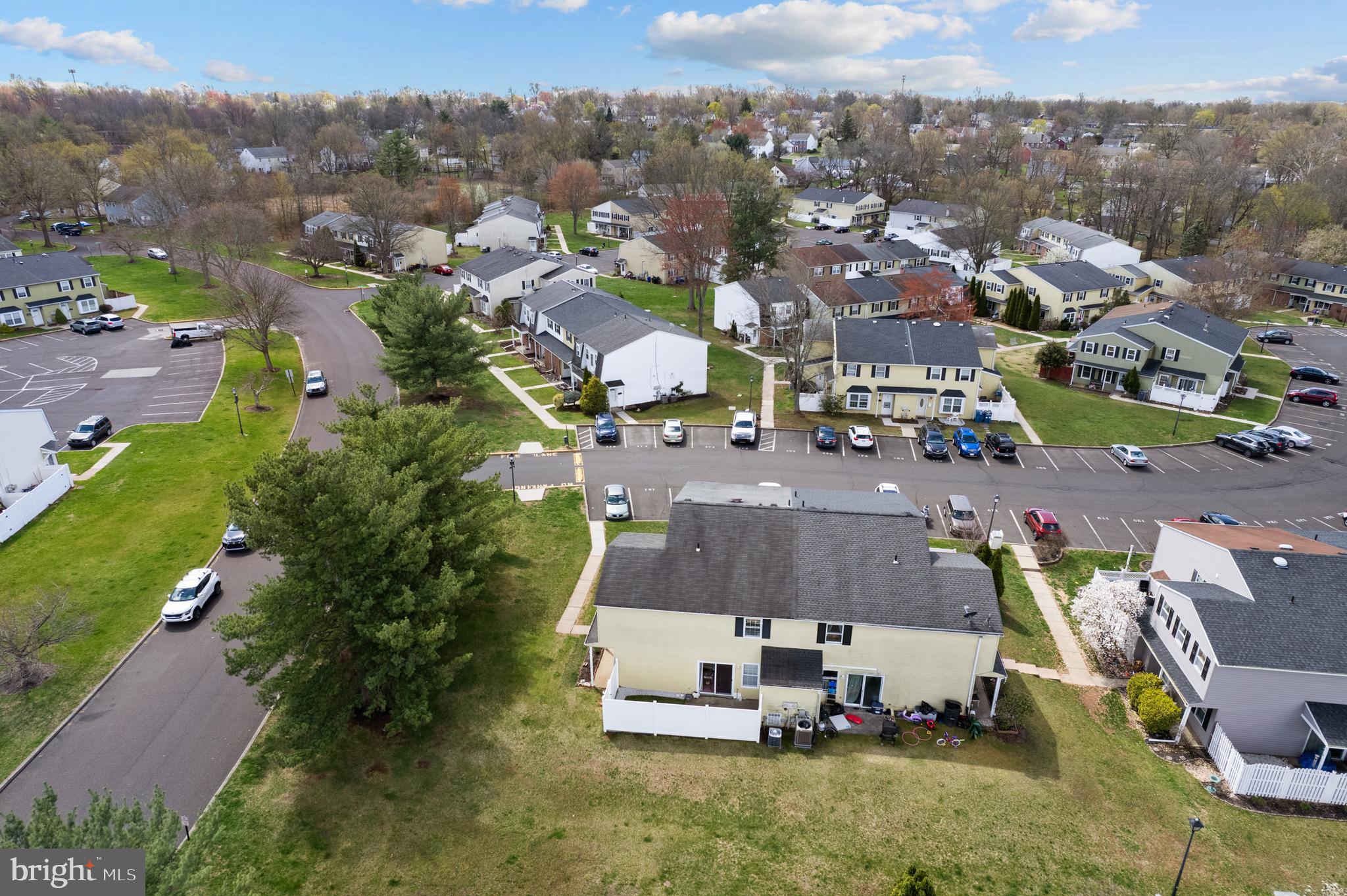 GREEN MEADOWS - Residential