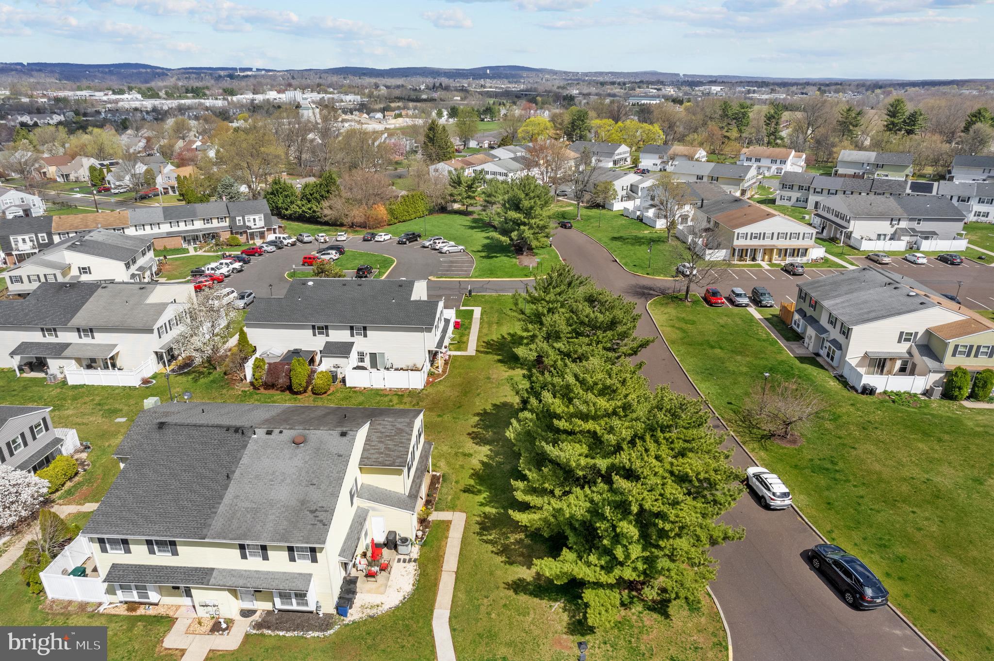 GREEN MEADOWS - Residential