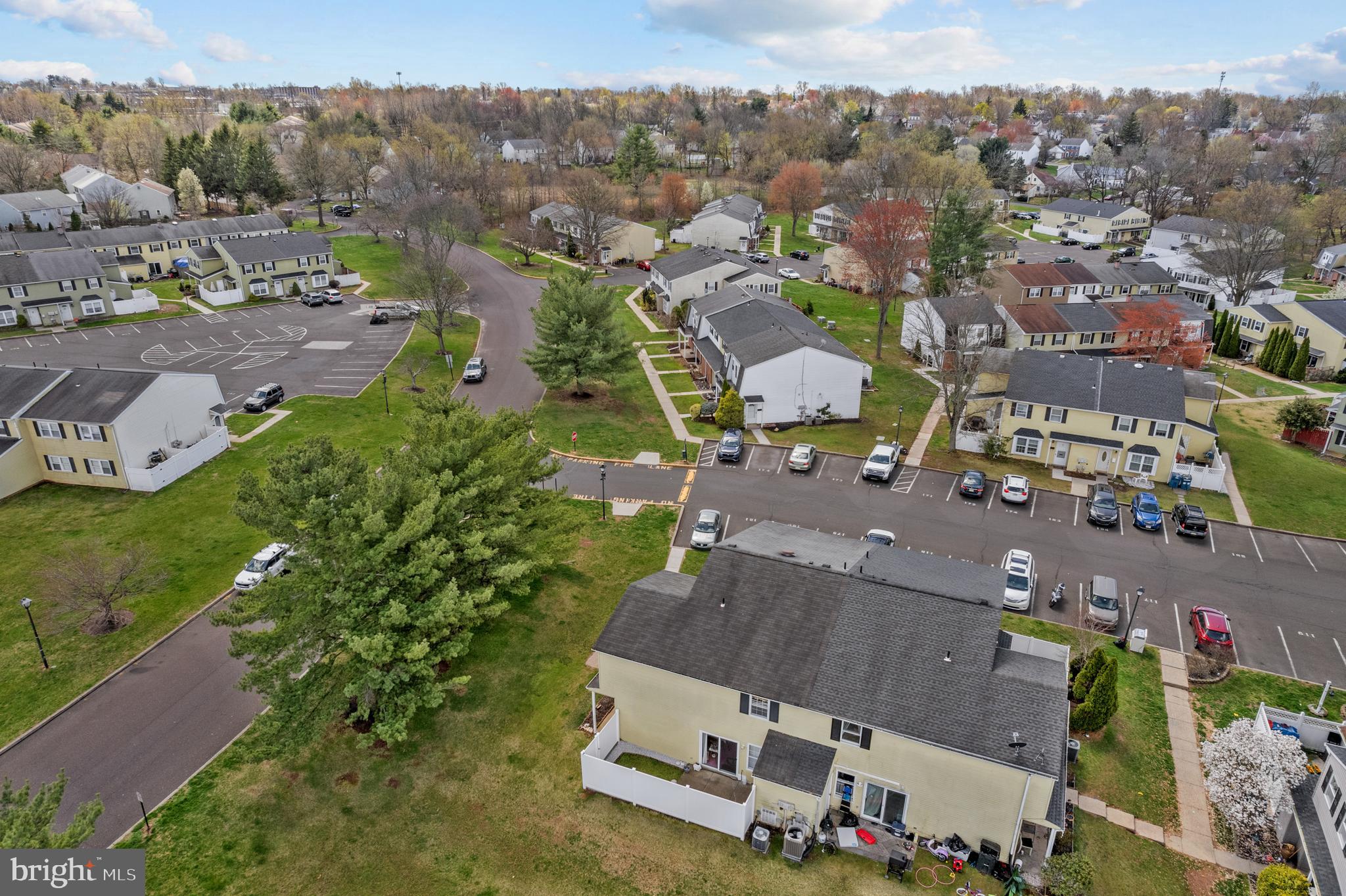 GREEN MEADOWS - Residential