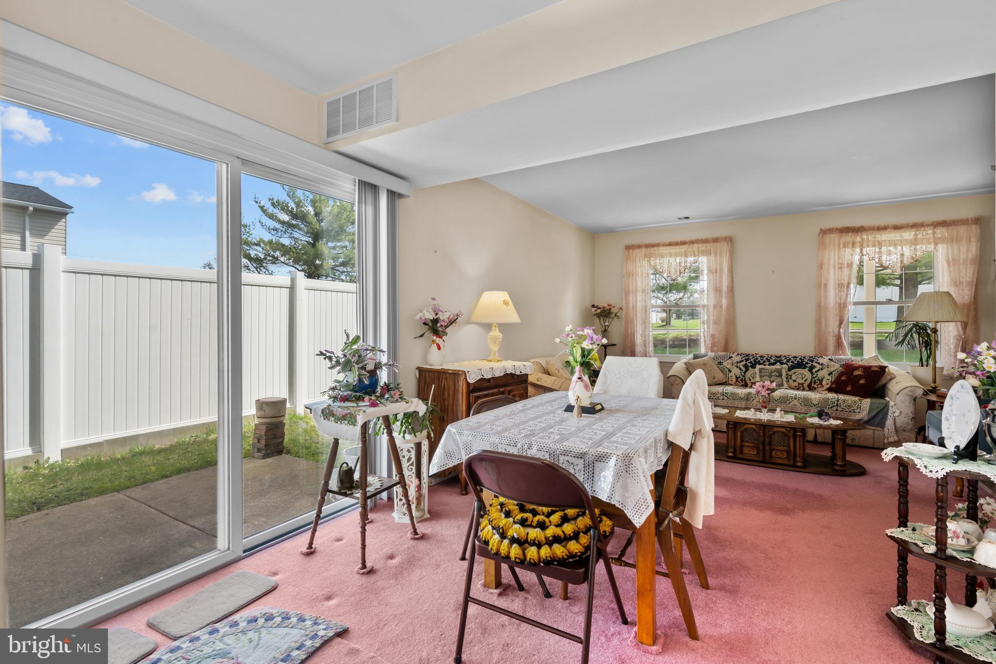 GREEN MEADOWS - Residential