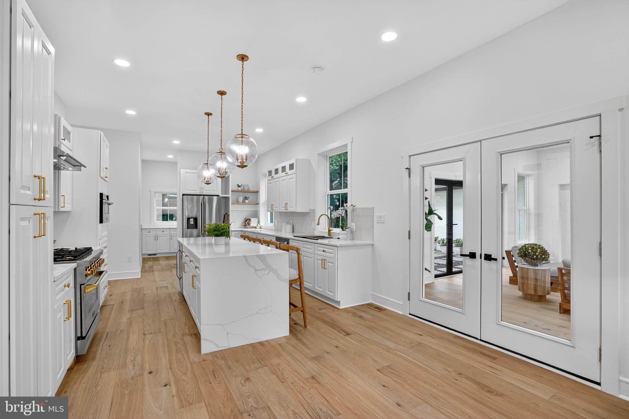 HALEMHURST - Residential