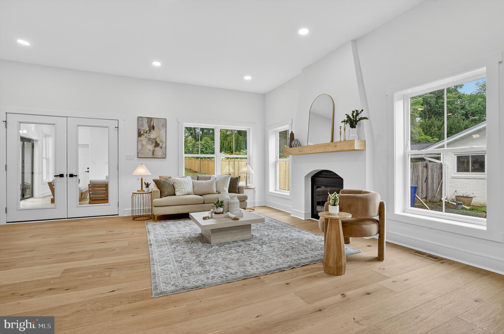 HALEMHURST - Residential