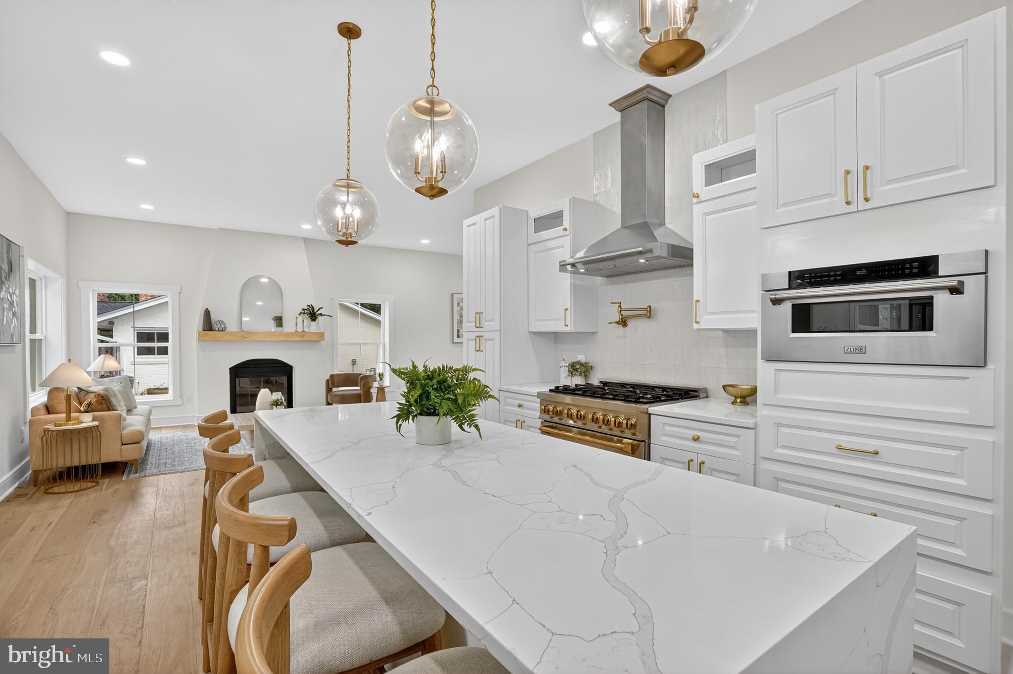 HALEMHURST - Residential