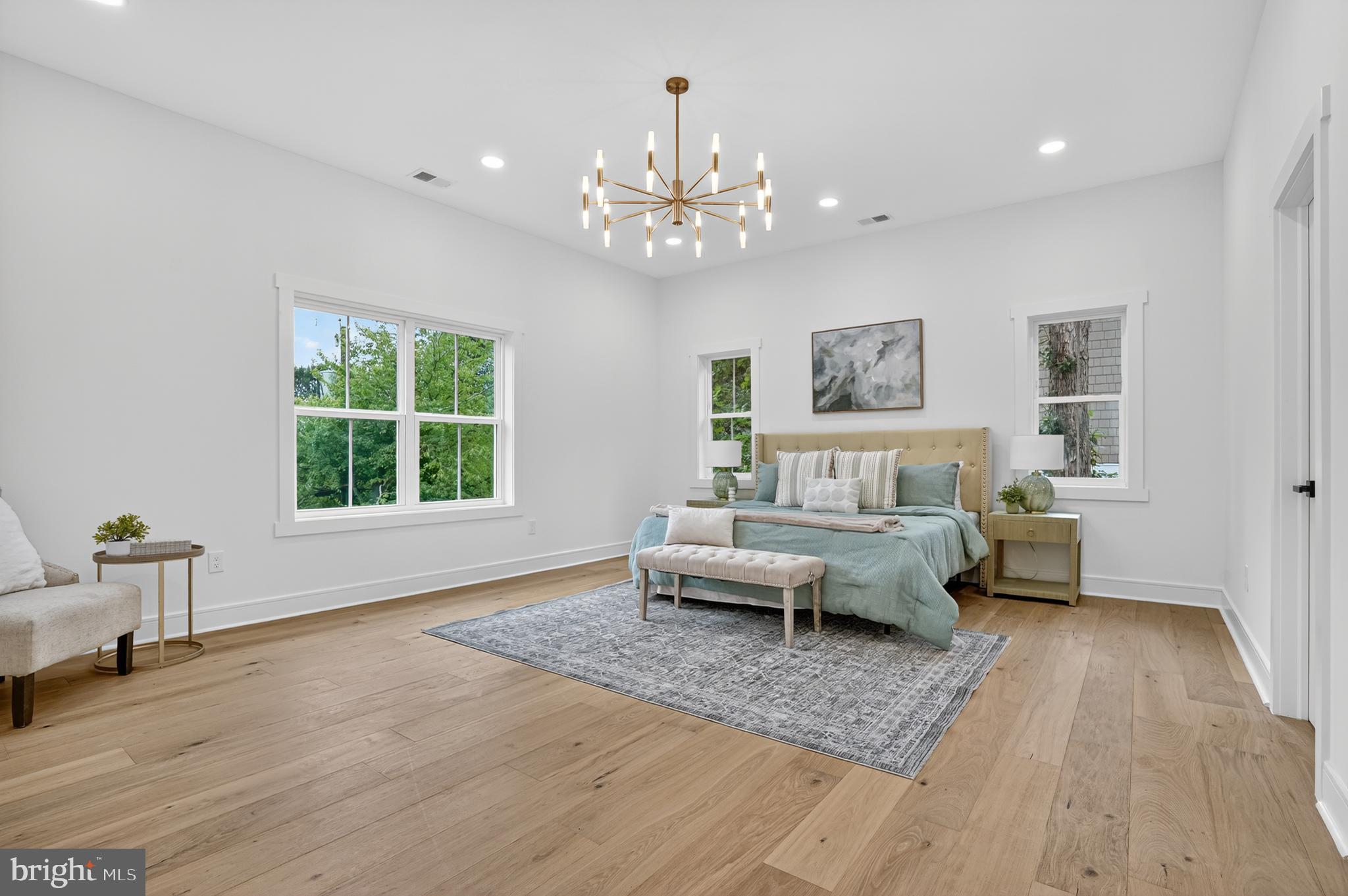 HALEMHURST - Residential