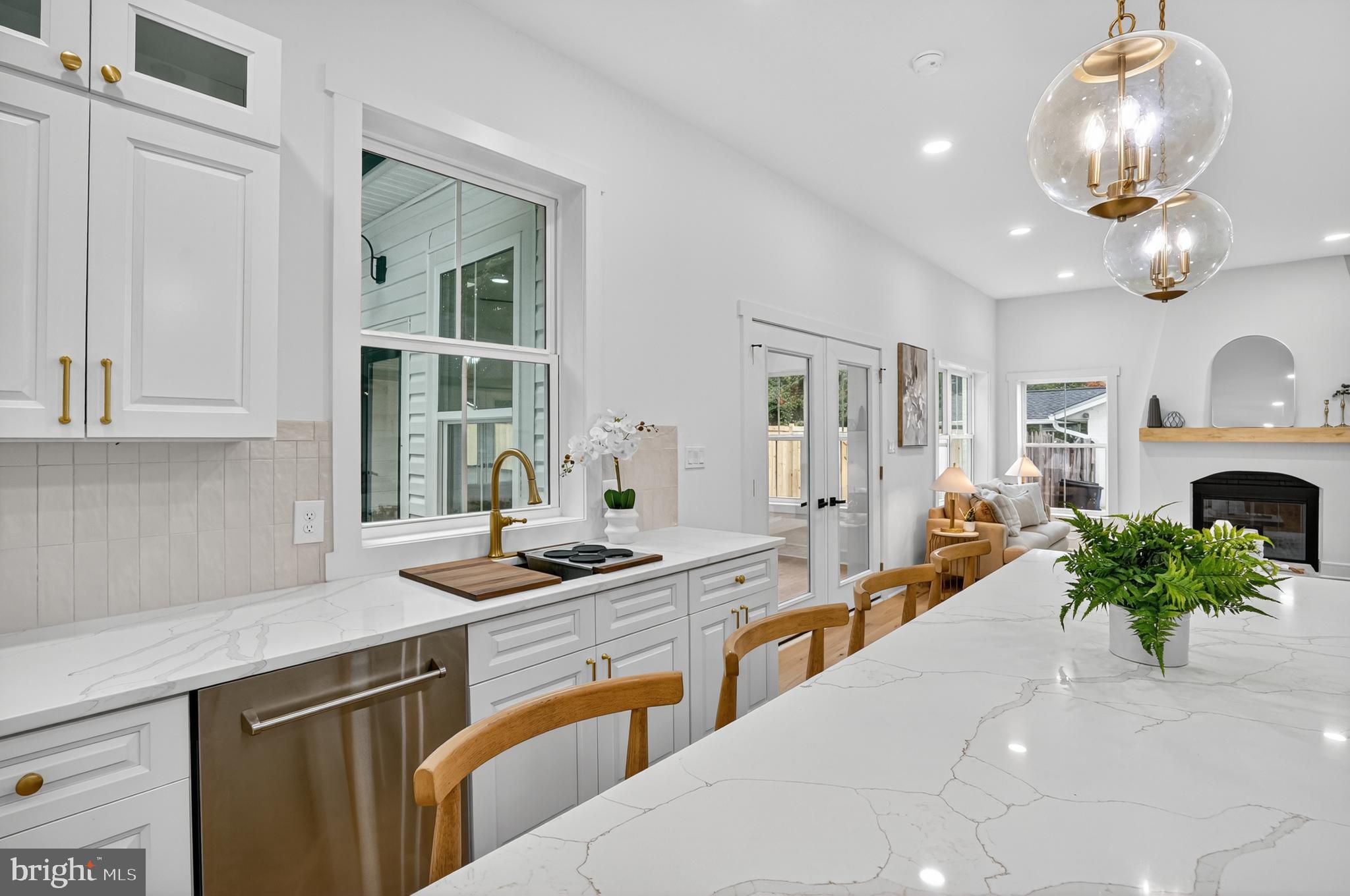 HALEMHURST - Residential