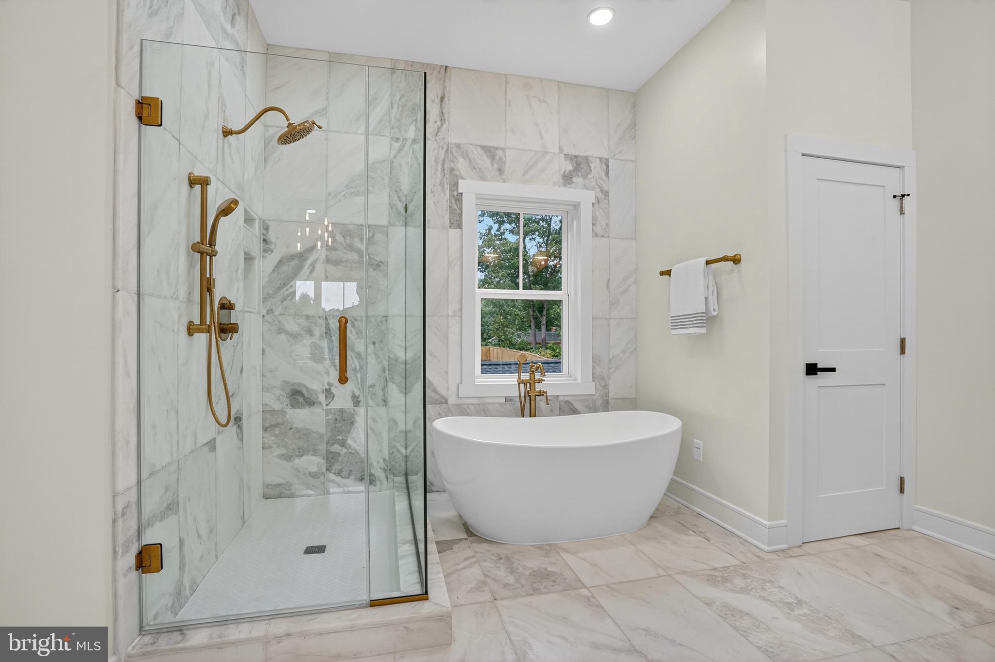 HALEMHURST - Residential