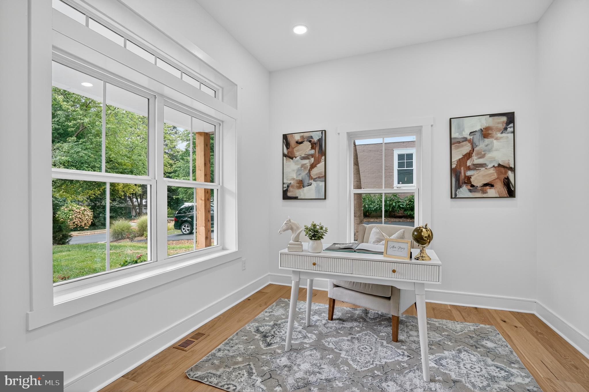 HALEMHURST - Residential