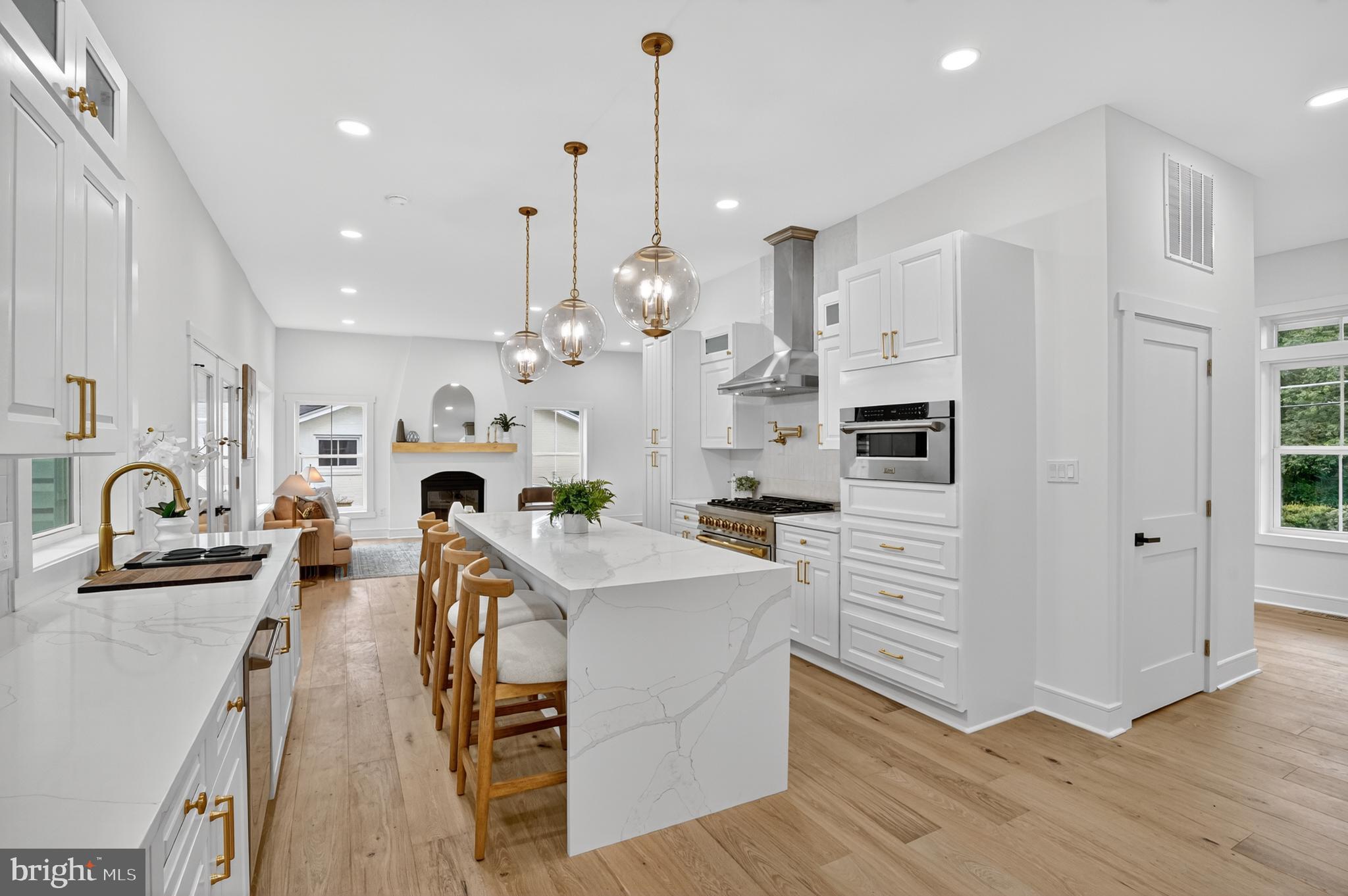 HALEMHURST - Residential