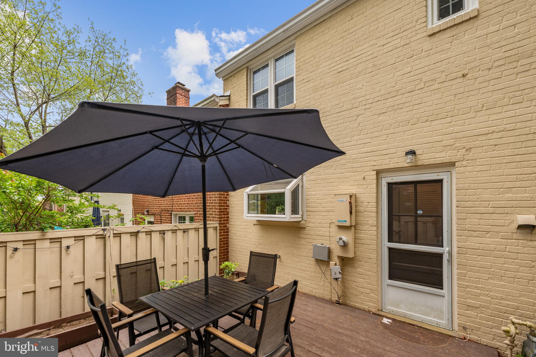 FAIRLINGTON TOWNE - Residential