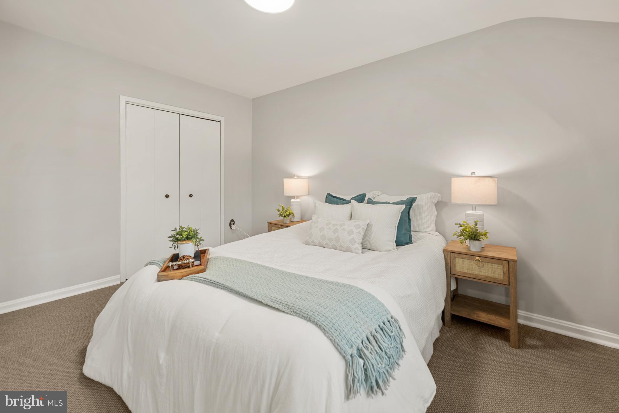 FAIRLINGTON TOWNE - Residential