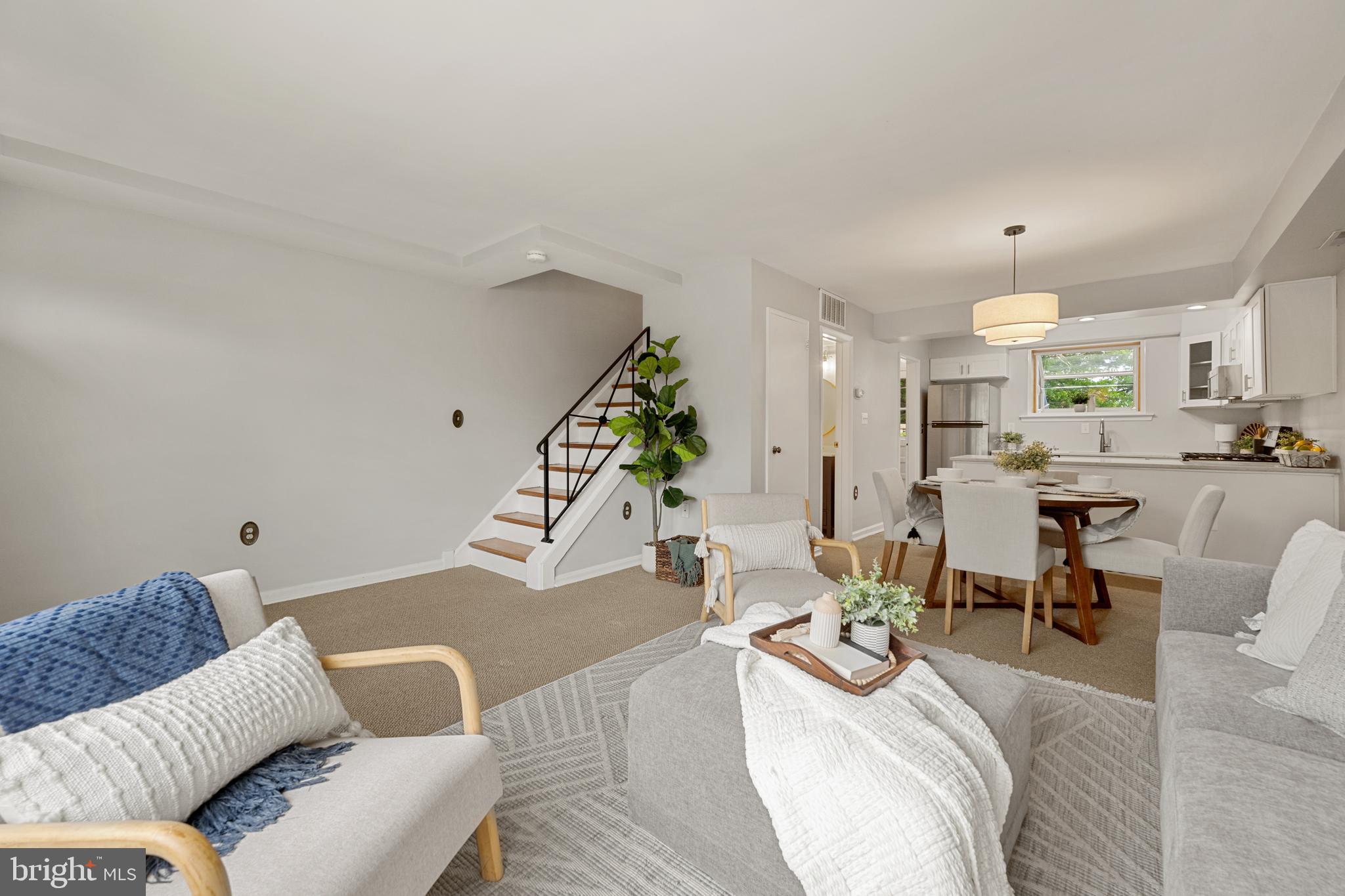 FAIRLINGTON TOWNE - Residential