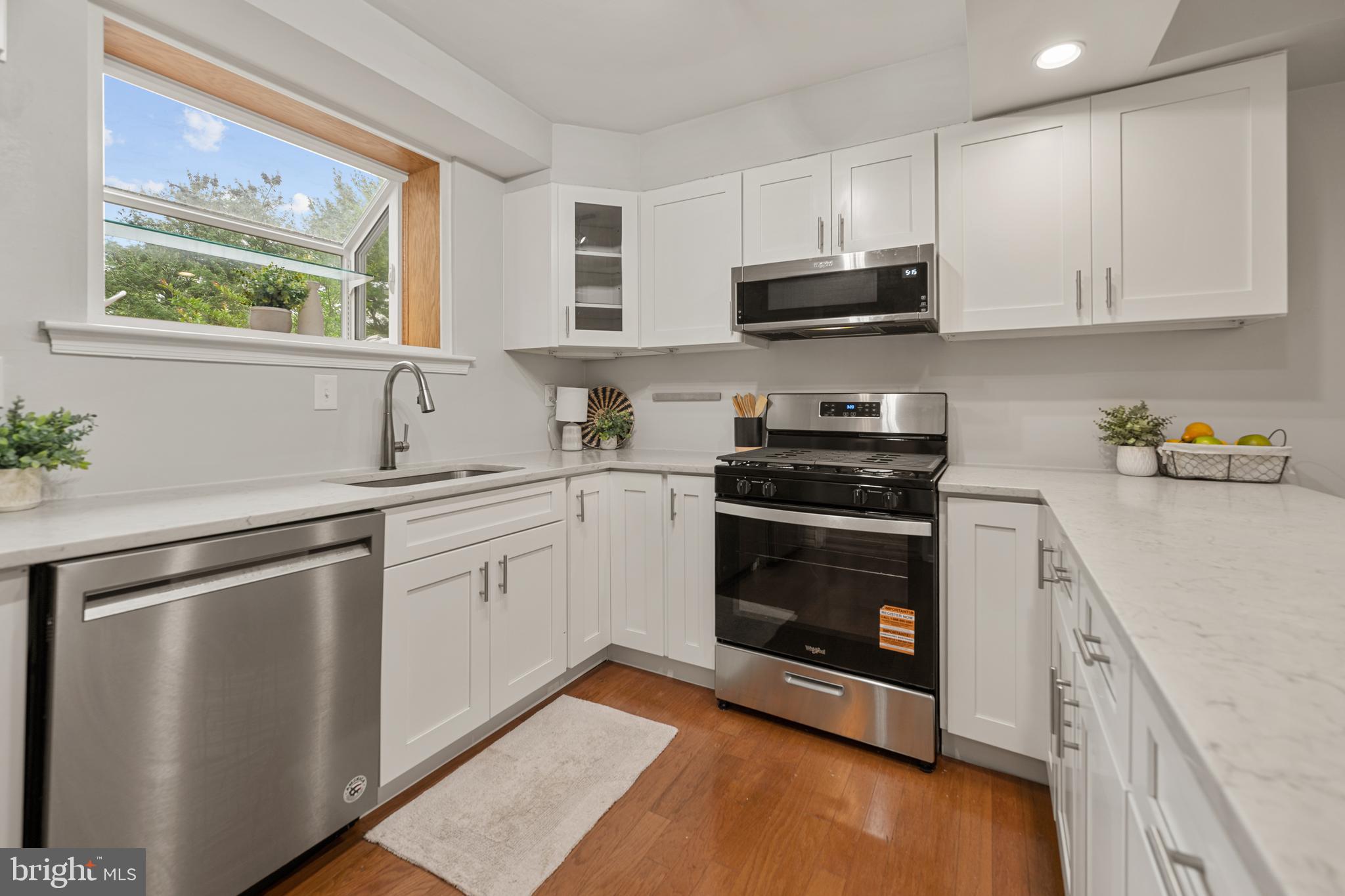 FAIRLINGTON TOWNE - Residential