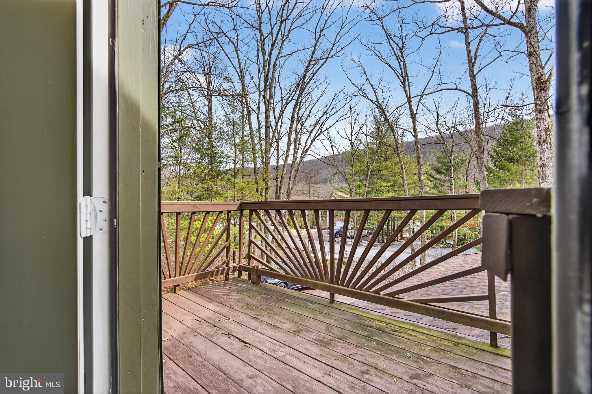 LAKE HAUTO - Residential