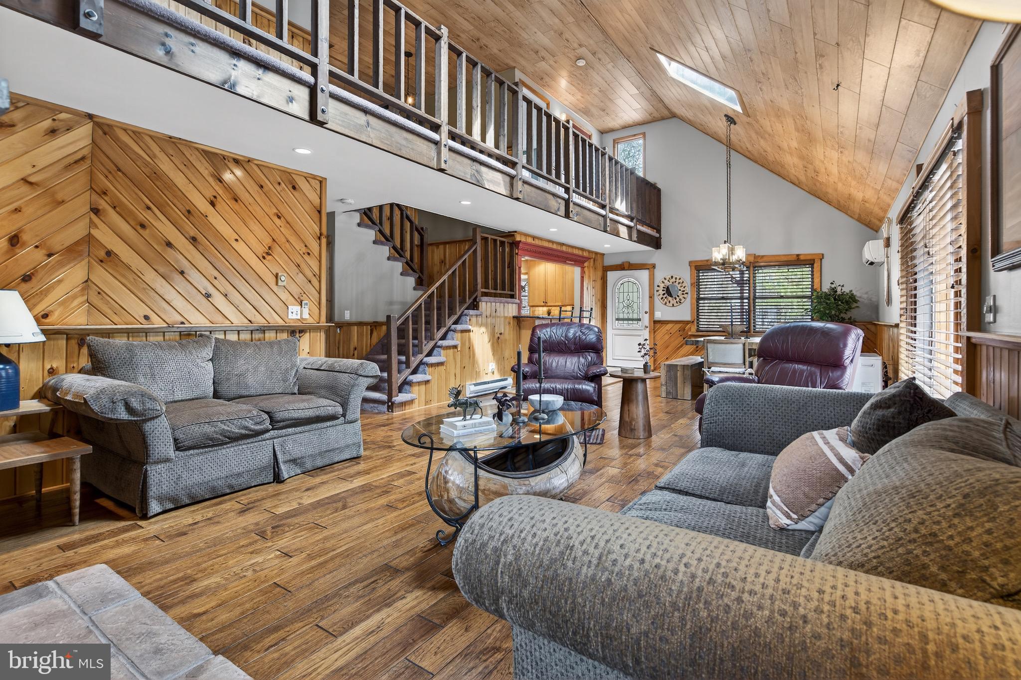 LAKE HAUTO - Residential