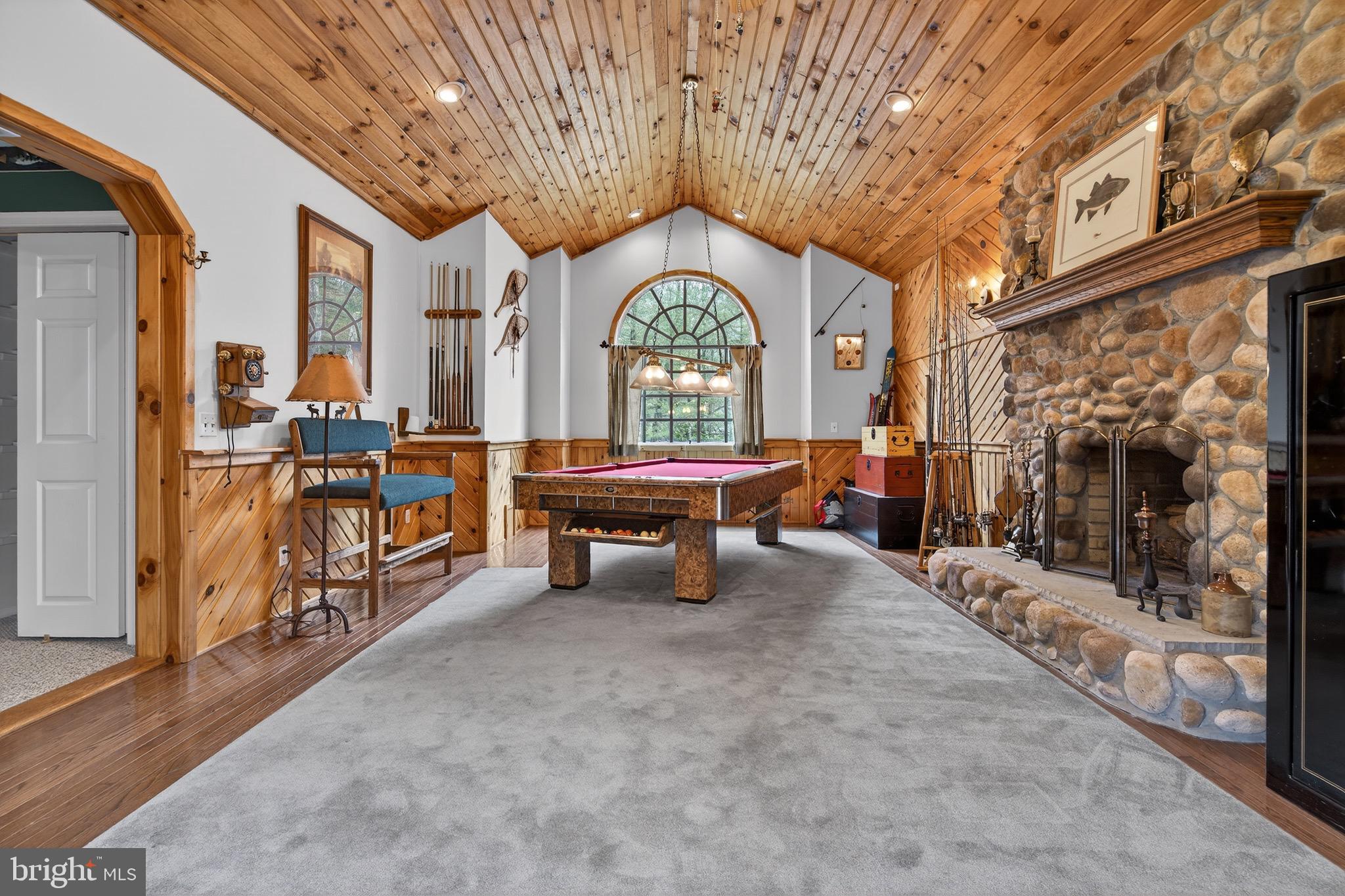 LAKE HAUTO - Residential