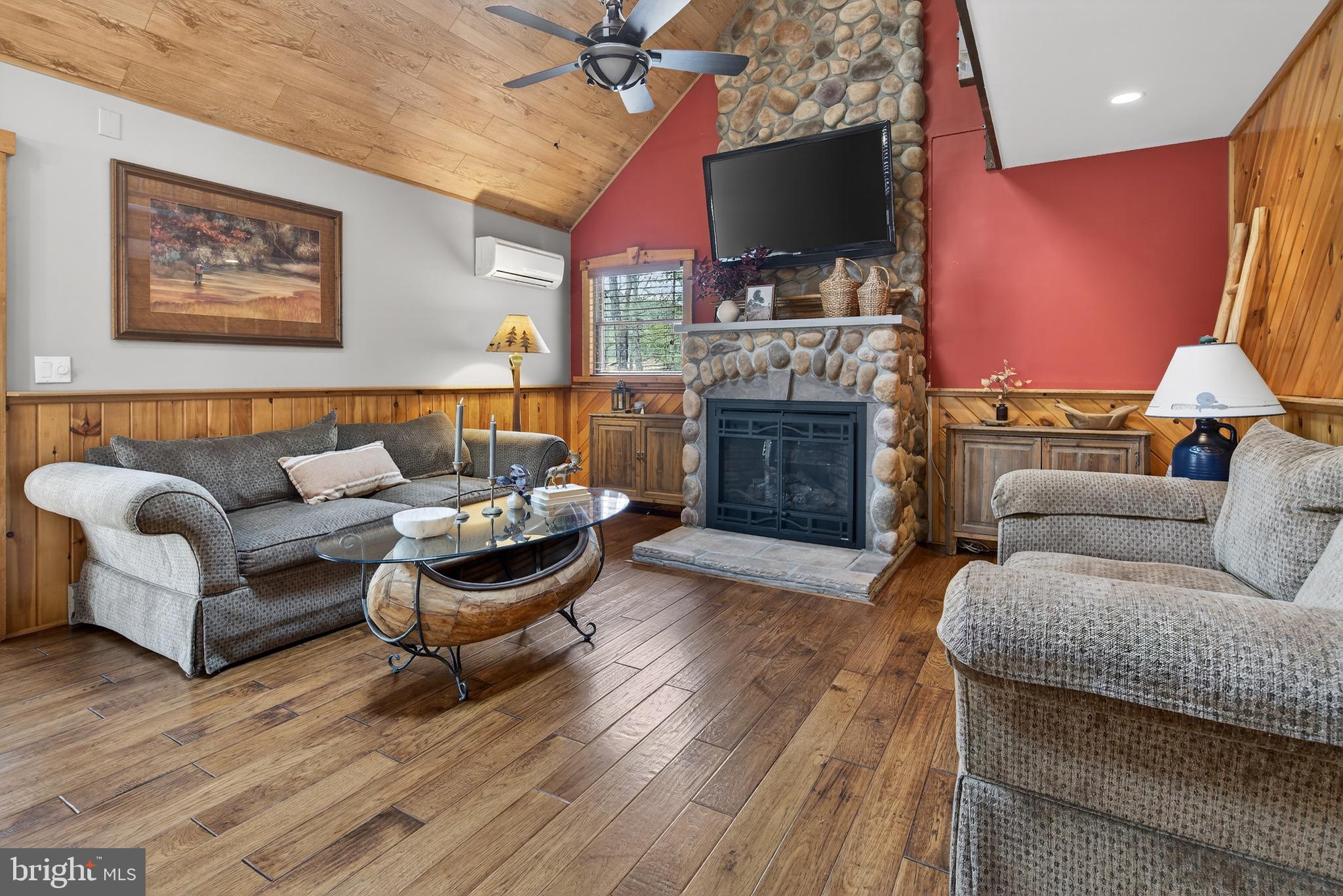 LAKE HAUTO - Residential