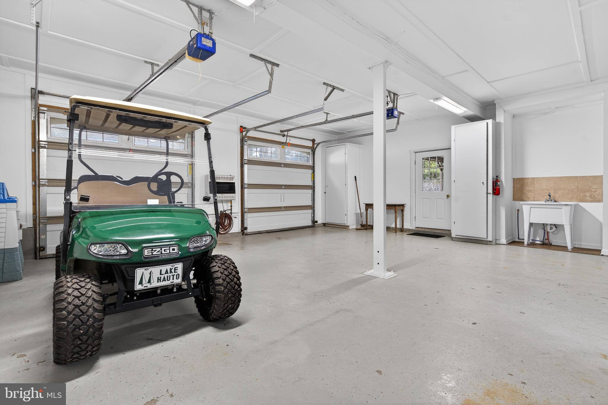 LAKE HAUTO - Residential