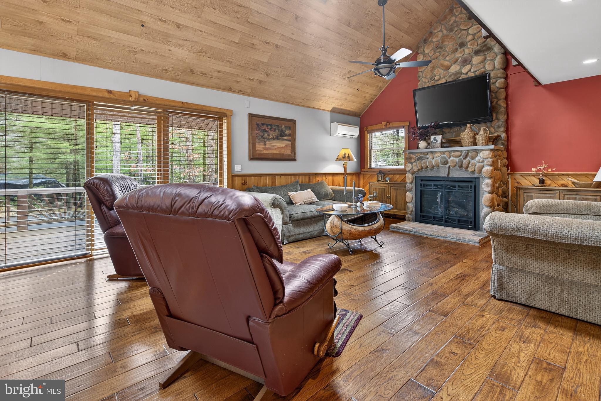 LAKE HAUTO - Residential