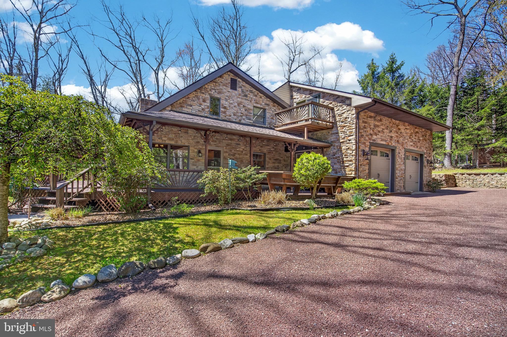 29 GREAT OAKS DRIVE