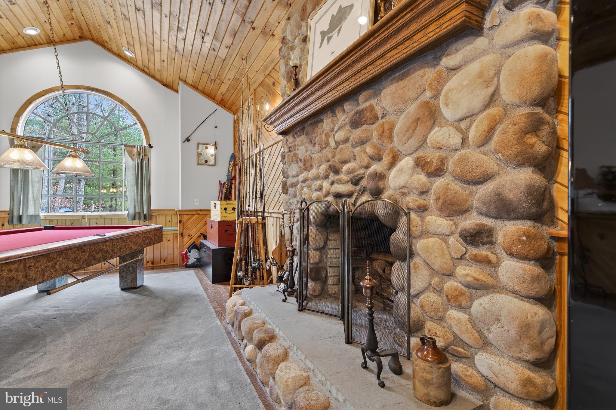 LAKE HAUTO - Residential