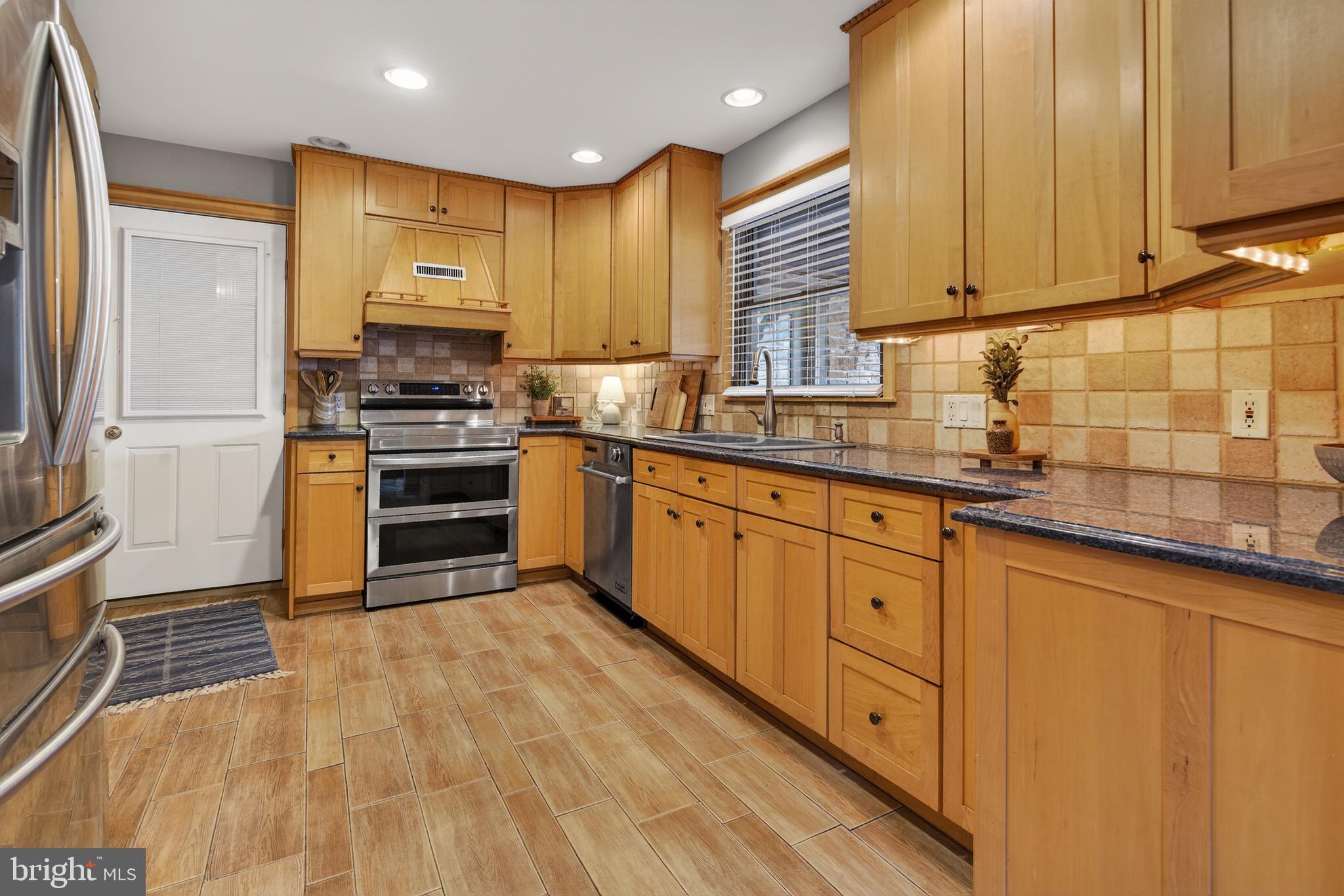 LAKE HAUTO - Residential