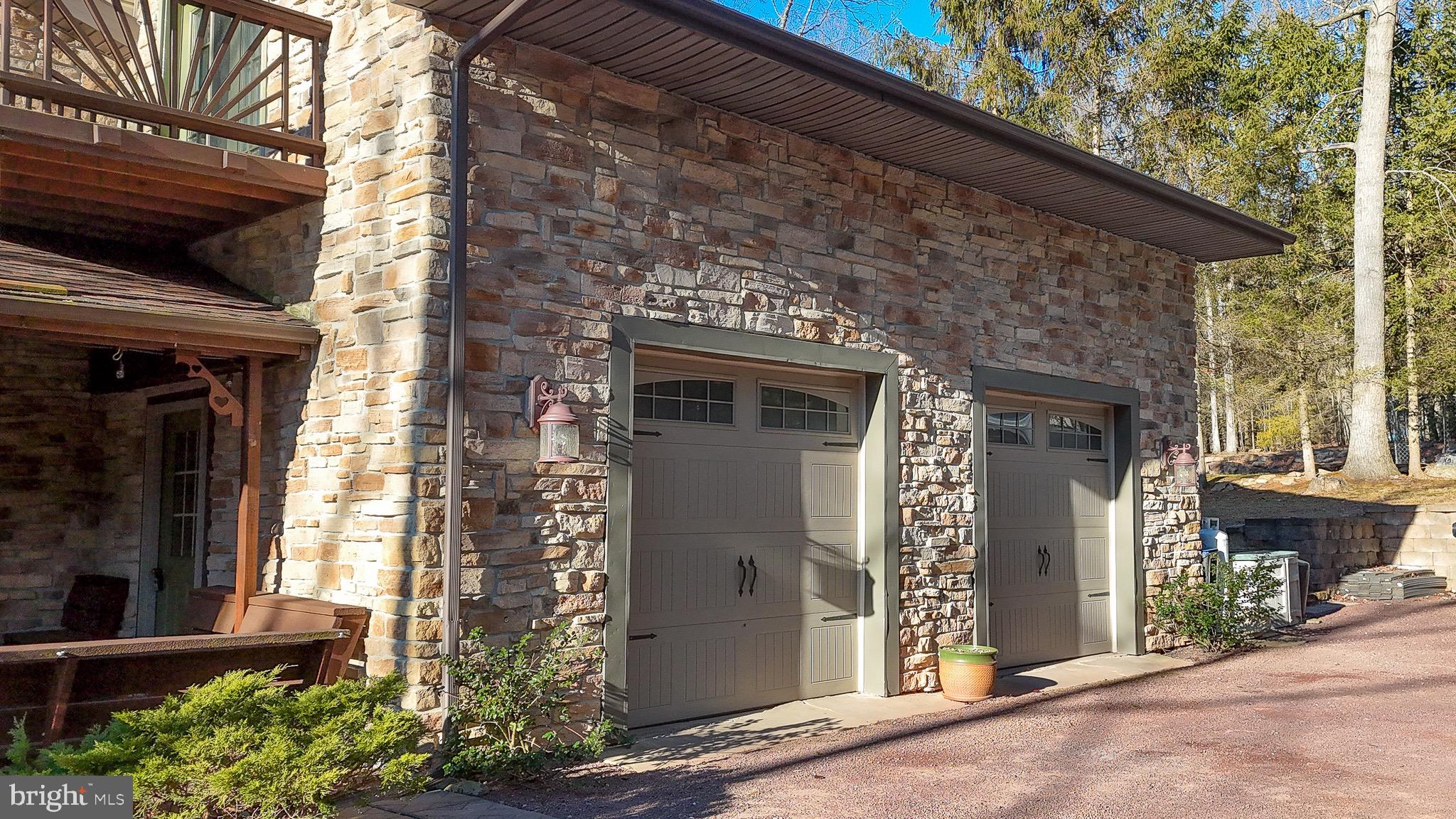 LAKE HAUTO - Residential