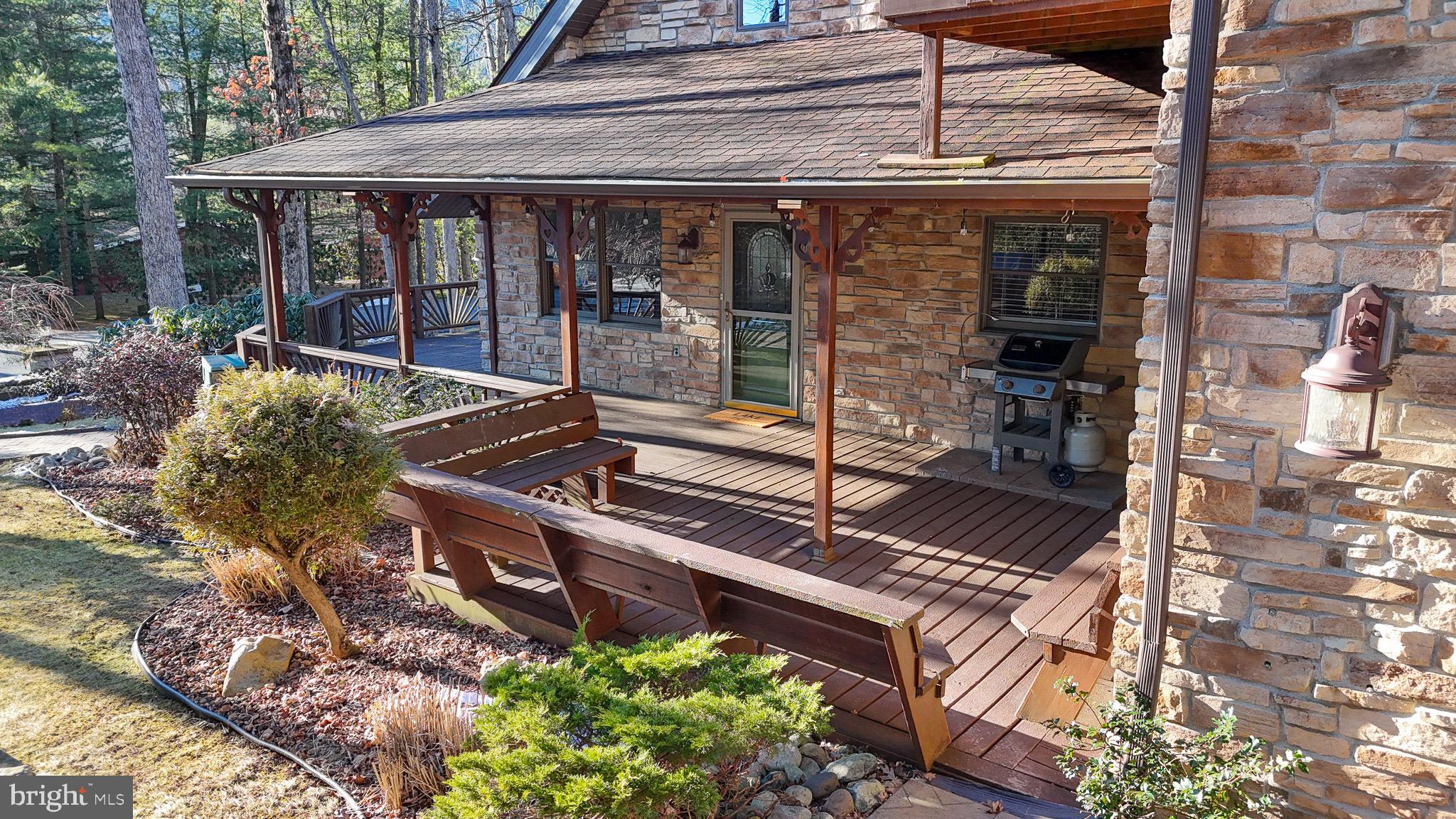 LAKE HAUTO - Residential