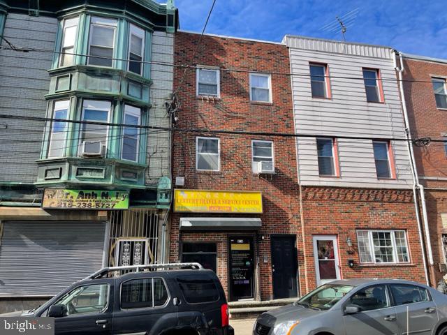 904 S 8TH STREET
