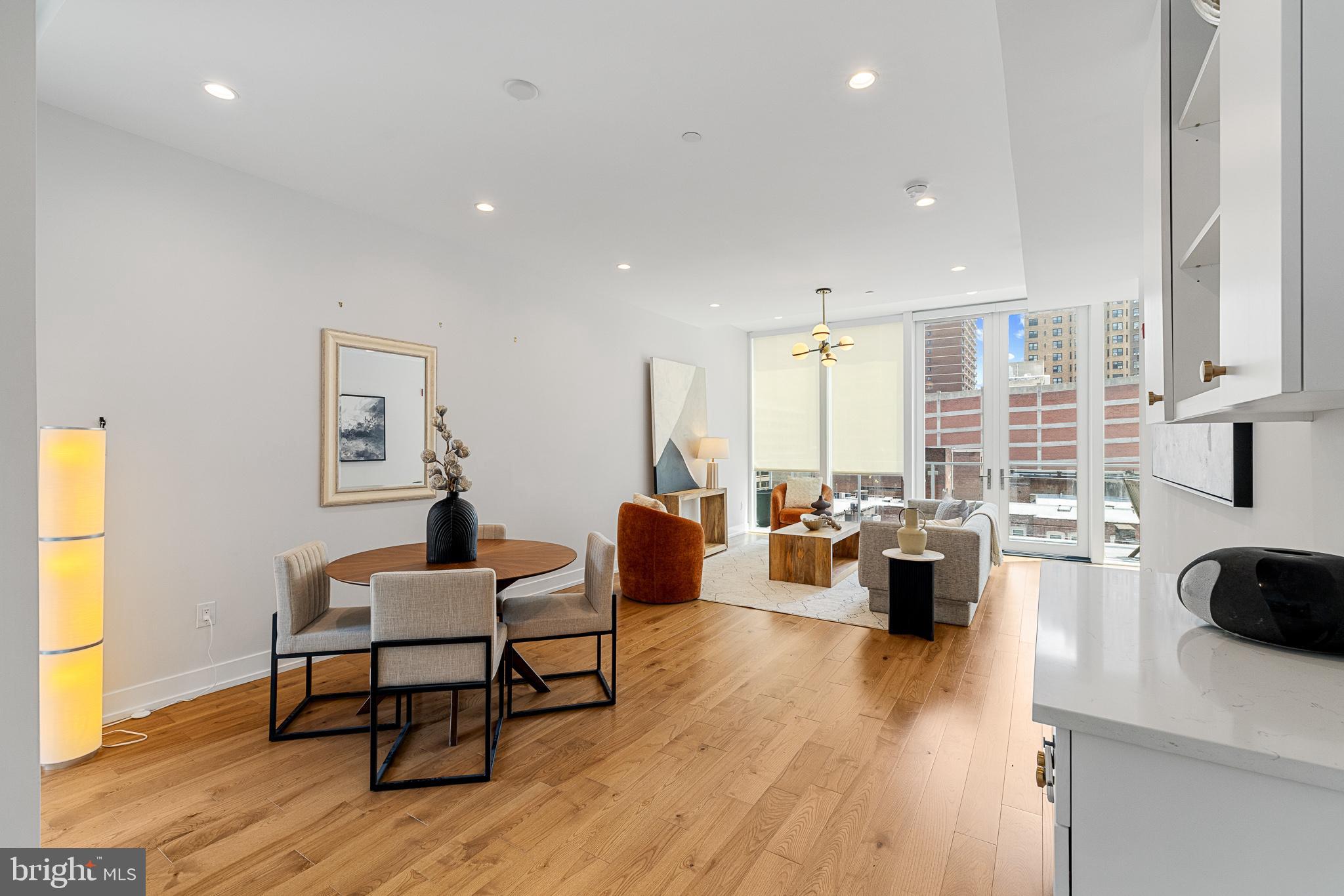 RITTENHOUSE SQUARE - Residential