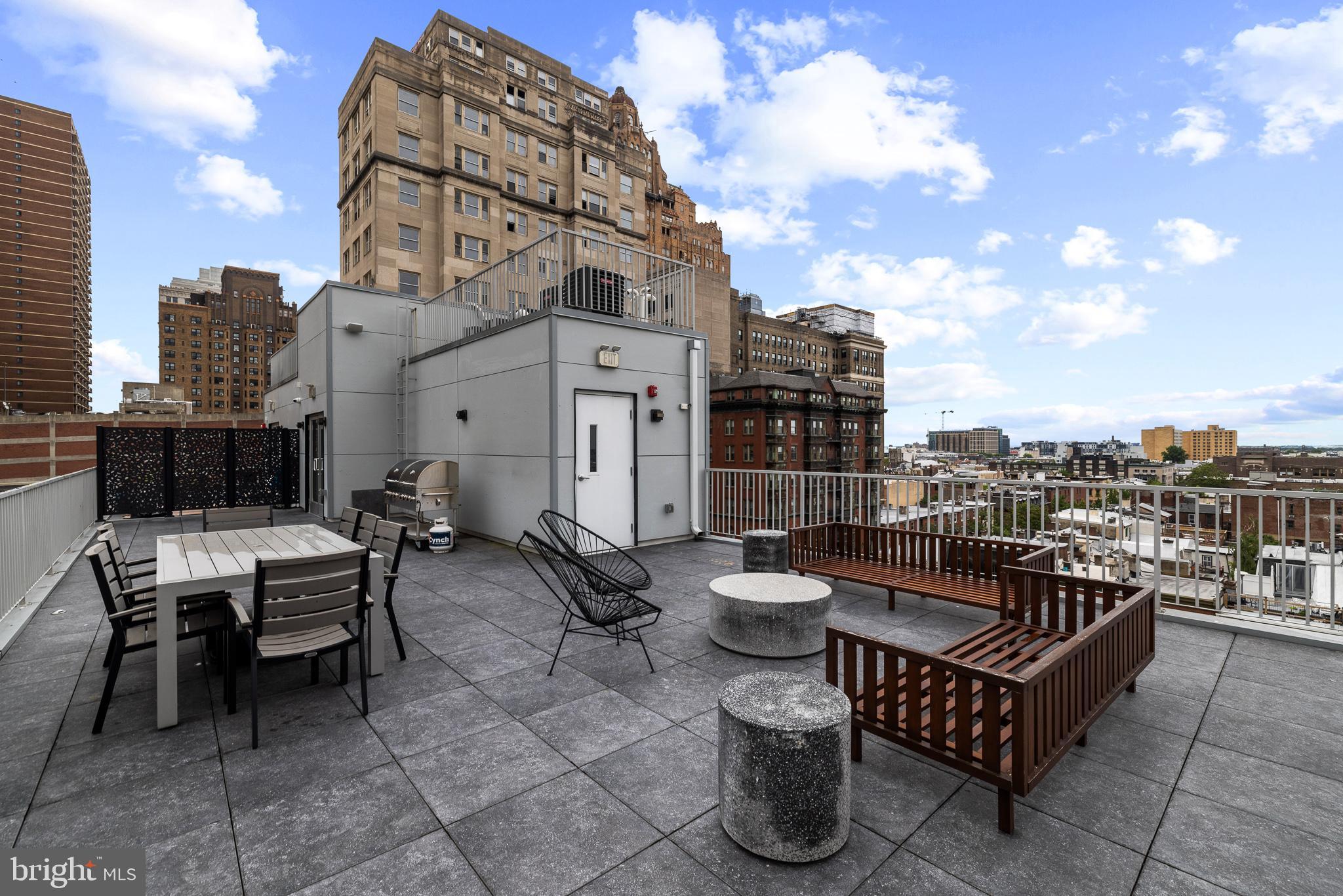 RITTENHOUSE SQUARE - Residential