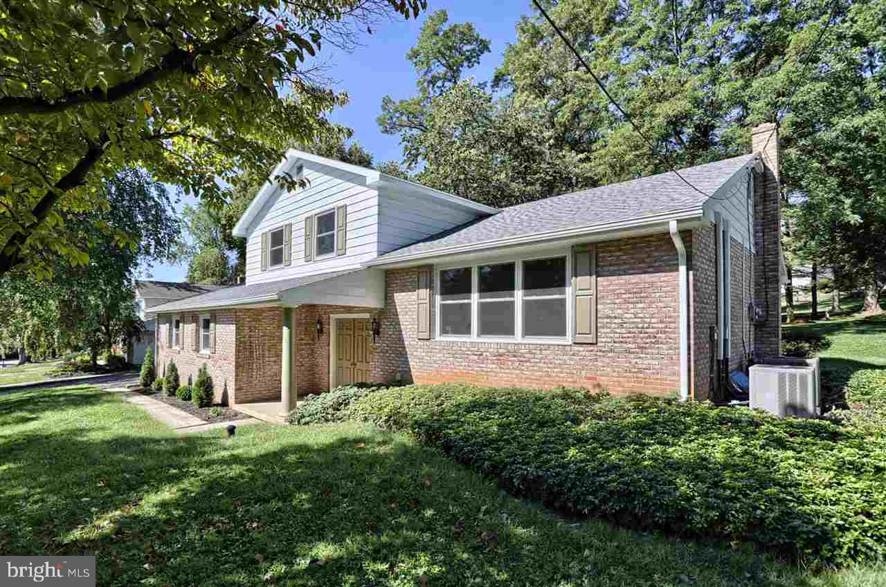 MARLBOROUGH WEST - Residential