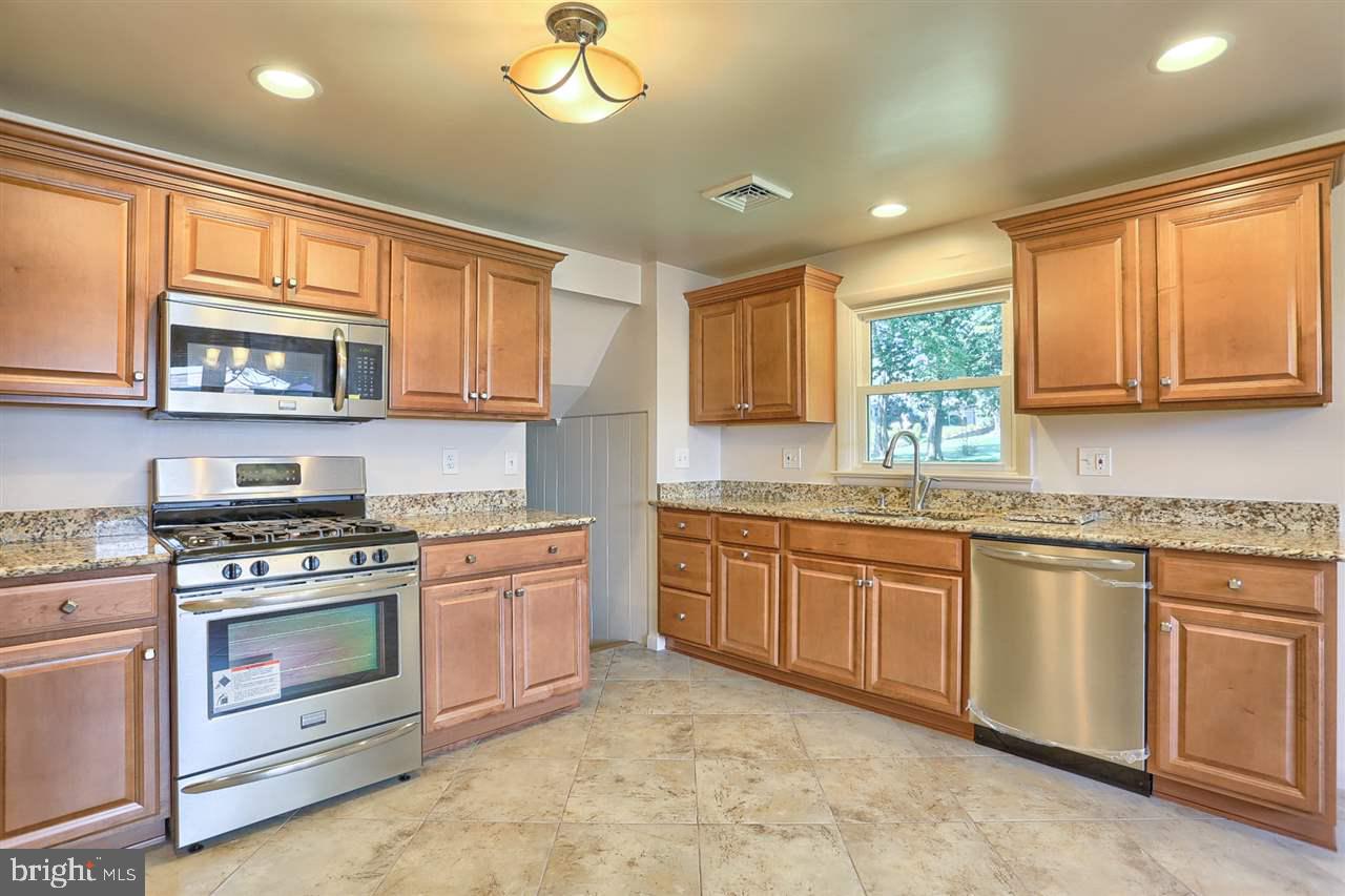 MARLBOROUGH WEST - Residential