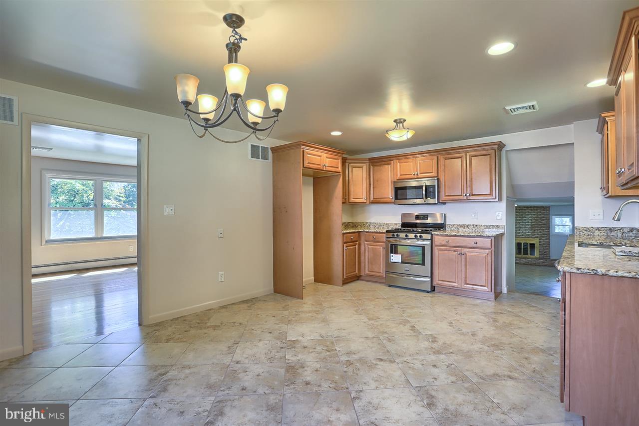 MARLBOROUGH WEST - Residential