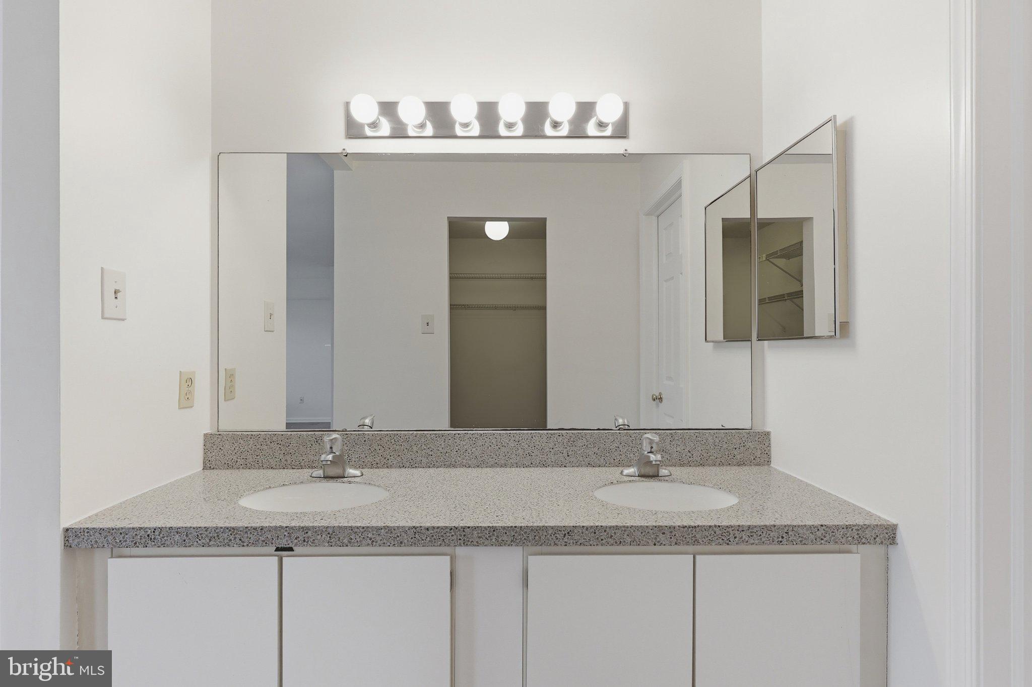 DARLINGTON WOODS - Residential