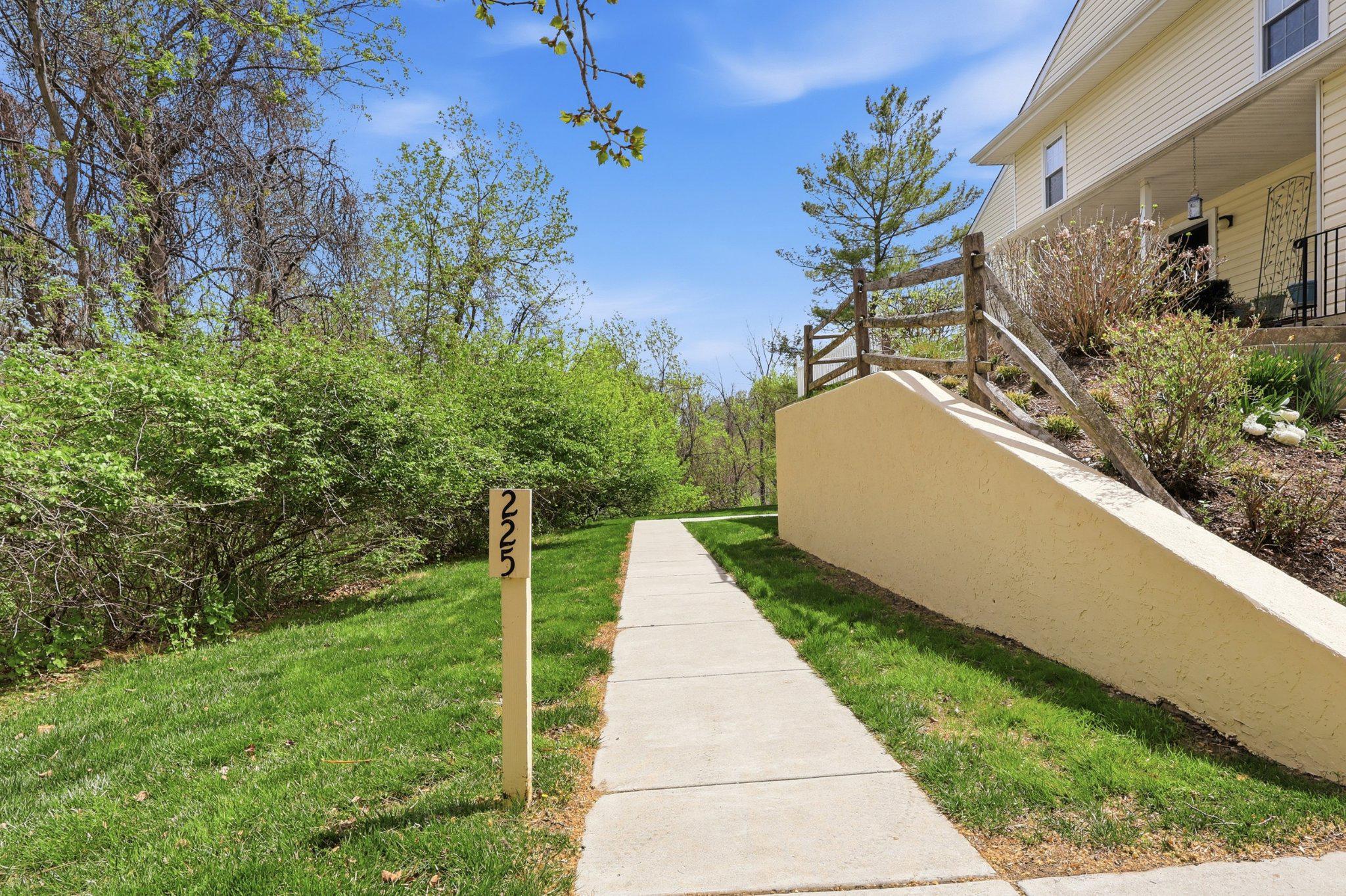 DARLINGTON WOODS - Residential