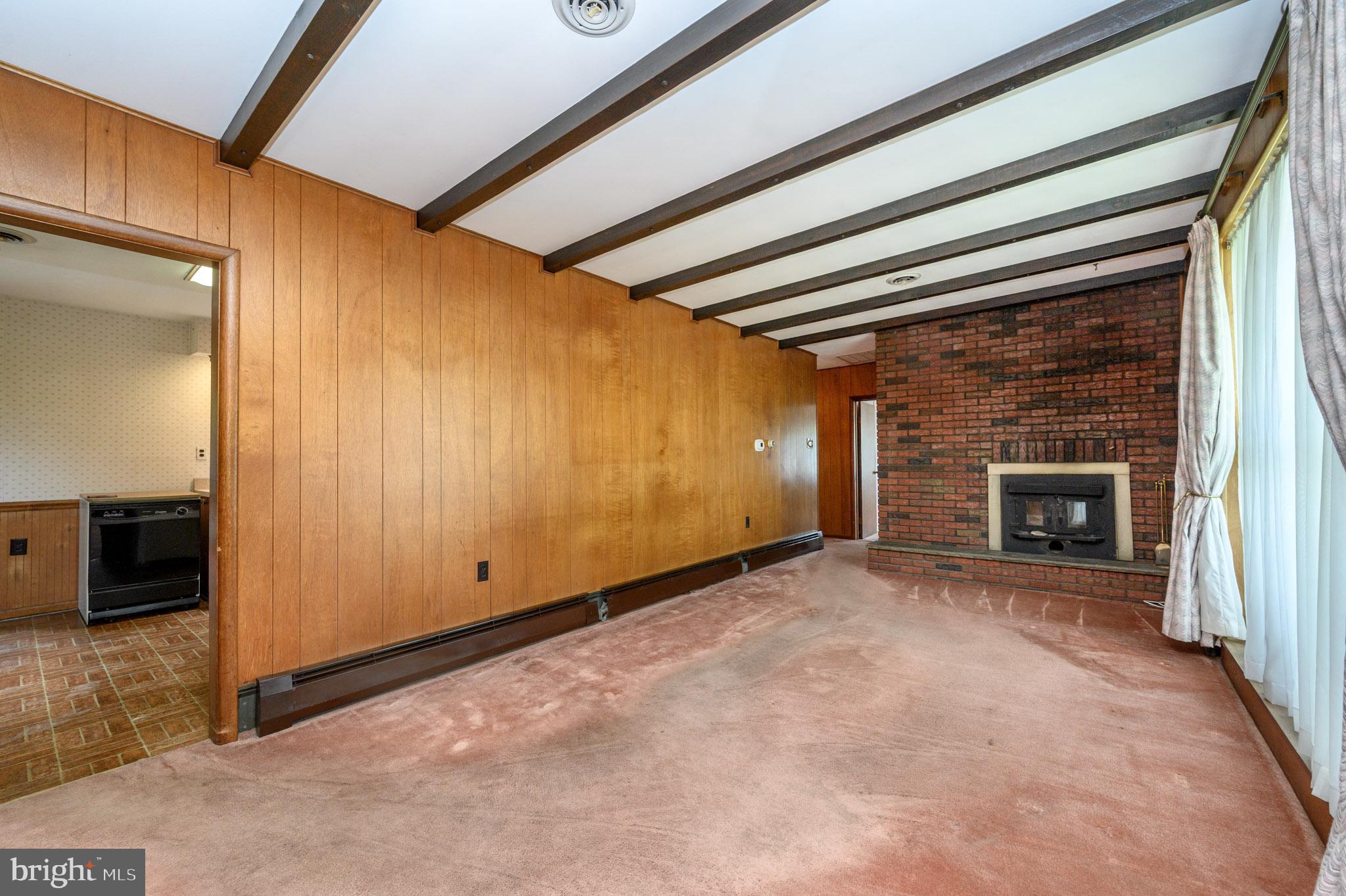 861 CENTERTON ROAD