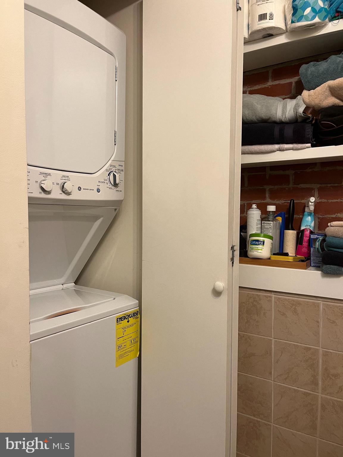 RITTENHOUSE SQUARE - Residential Lease