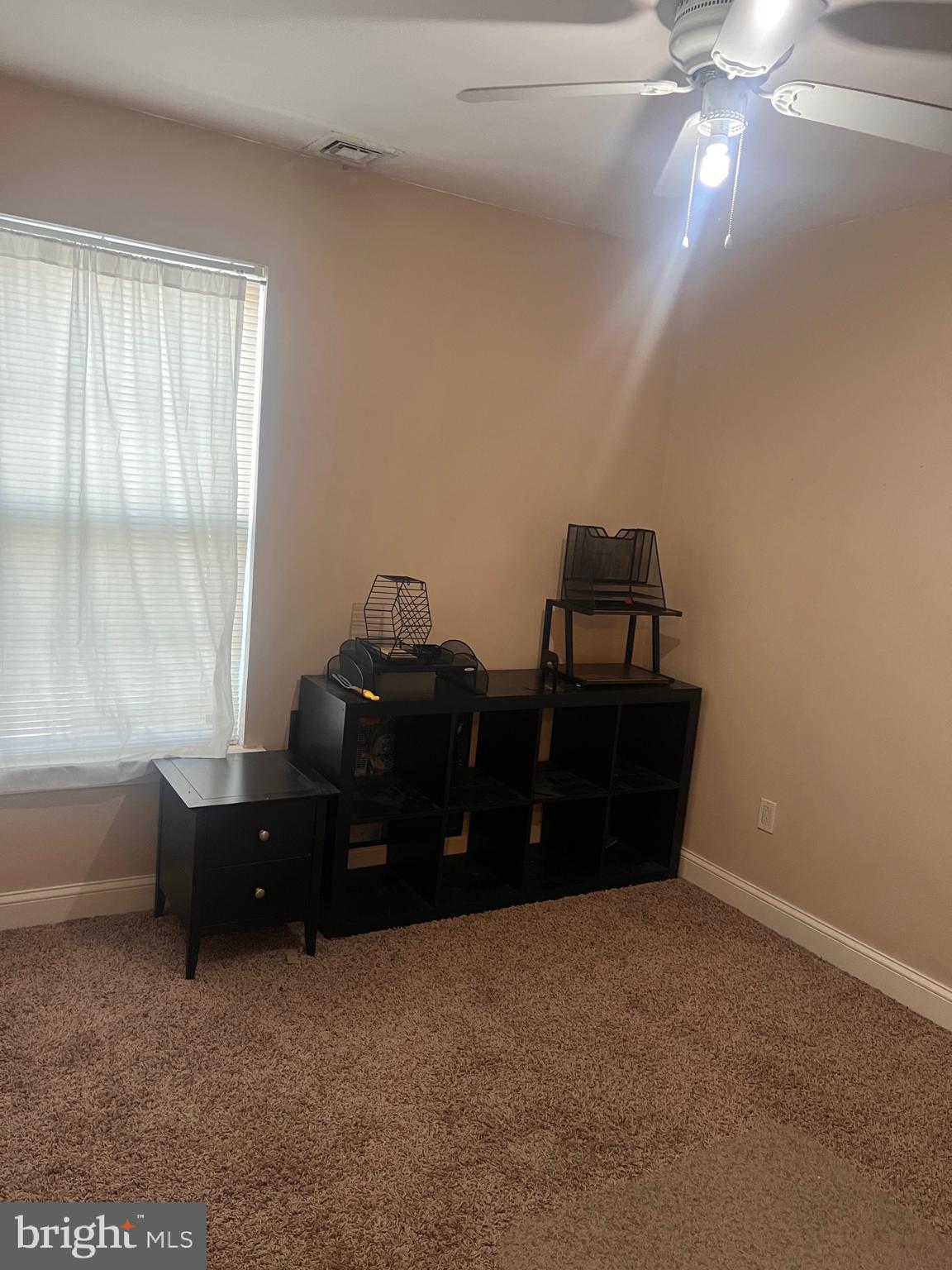 LAWNDALE - Residential