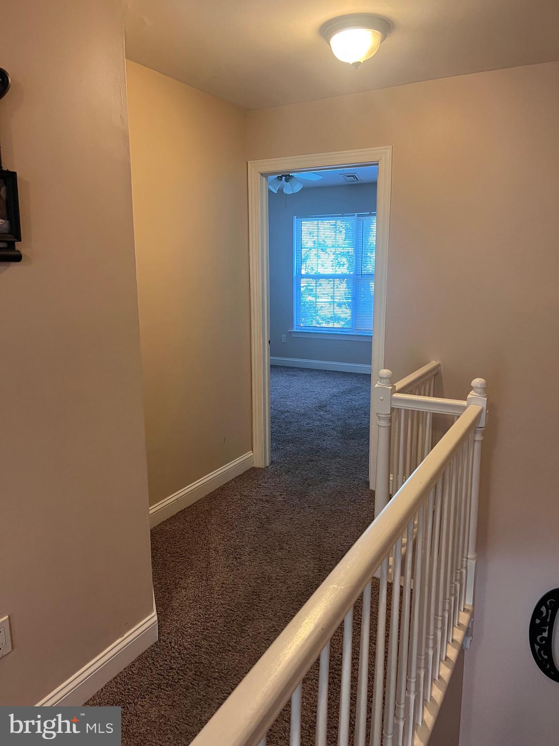 LAWNDALE - Residential