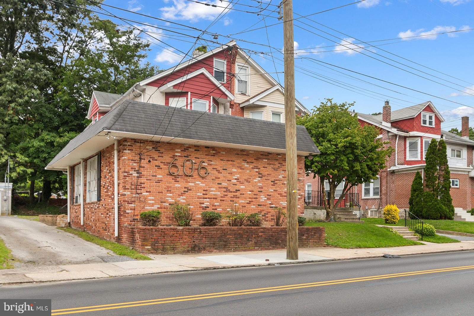 Welcome to 606 Clifton Ave!!! This beautifully maintained 2-unit property has large 2 bedroom and 1-bathroom units in Collingdale Borough! Both units are huge and primed for cash flow as an investment or live for free while someone else pays your mortgage!!!! Each unit has a gorgeous living room, dining room all flooded with natural light and Luxury Vinyl Plank Flooring. Both units are very large and layouts could be changed to generate additional cashflow. Come see this gorgeous home today!!!
Update: Multiple offers received, calling for best and final by Monday 7/31/23 at 5:00 PM