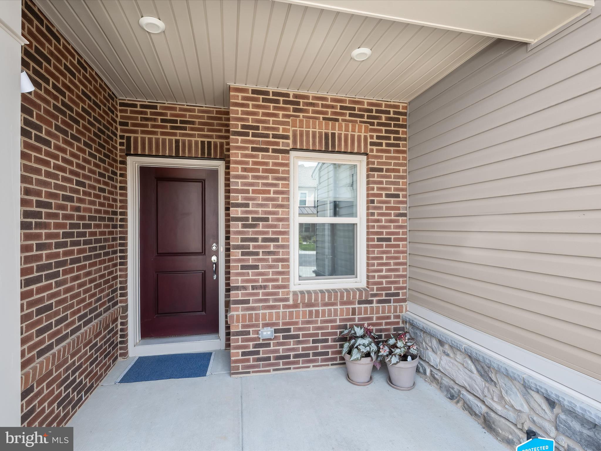 8023 JENNYS WAY 9