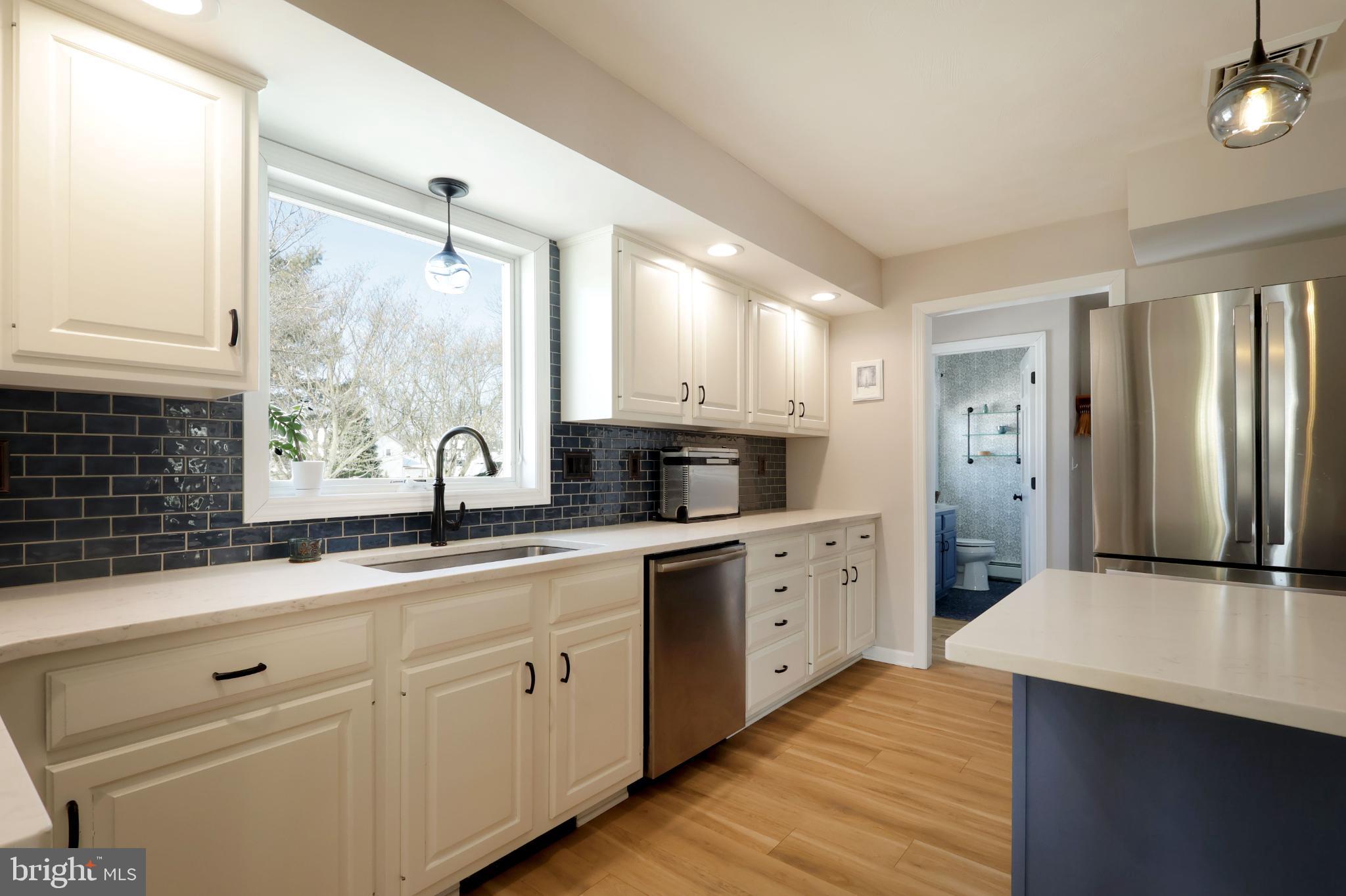 STONEHENGE - Residential