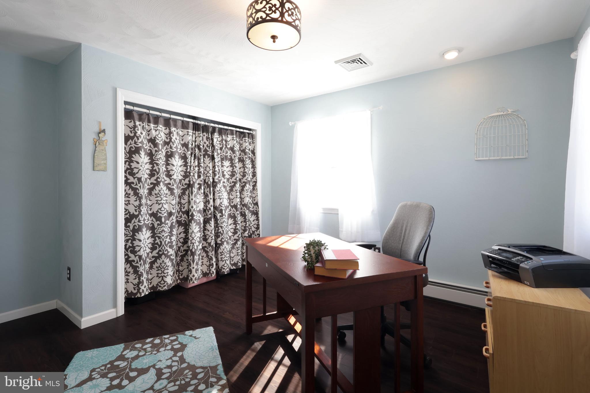 STONEHENGE - Residential