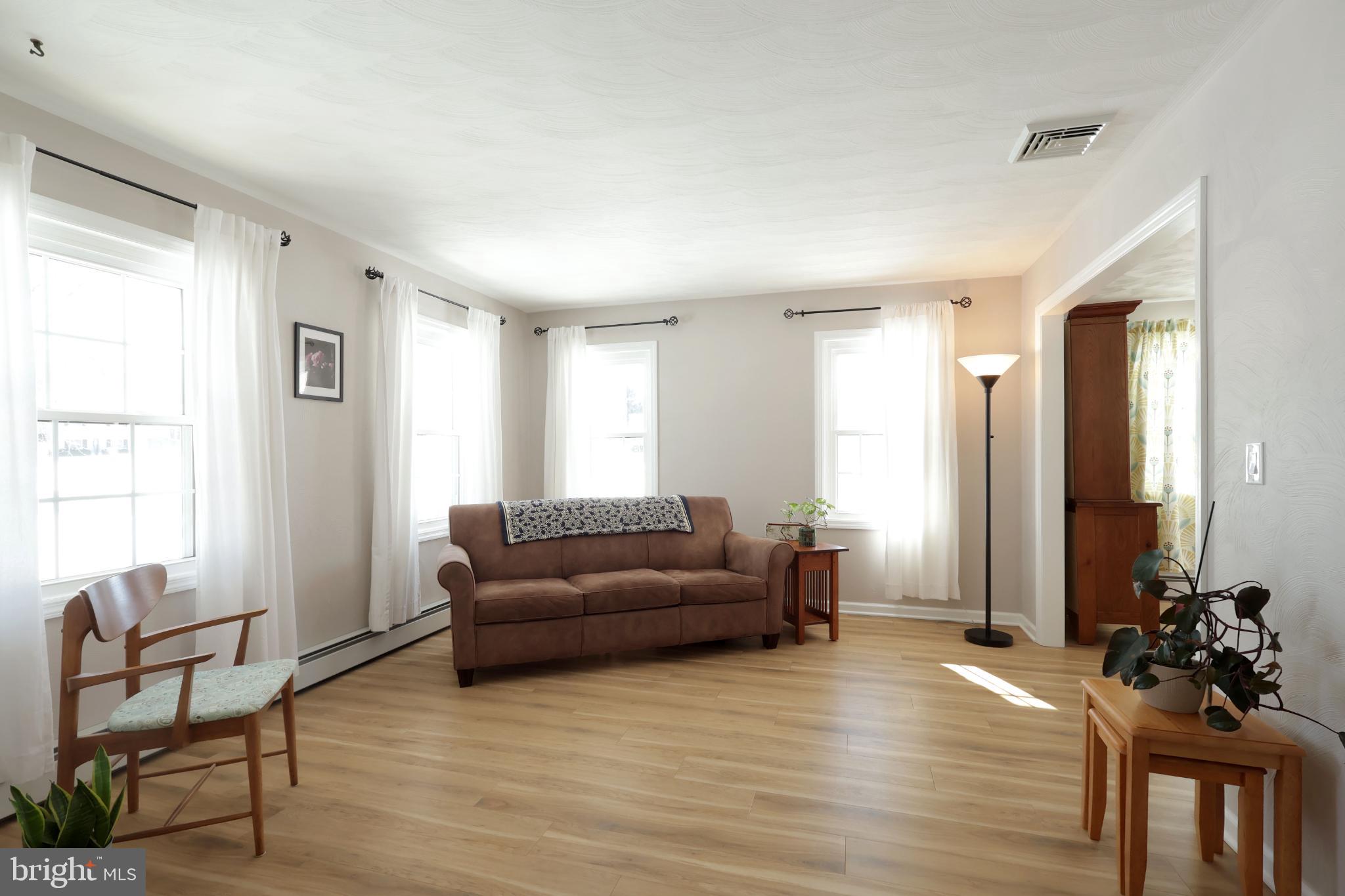 STONEHENGE - Residential