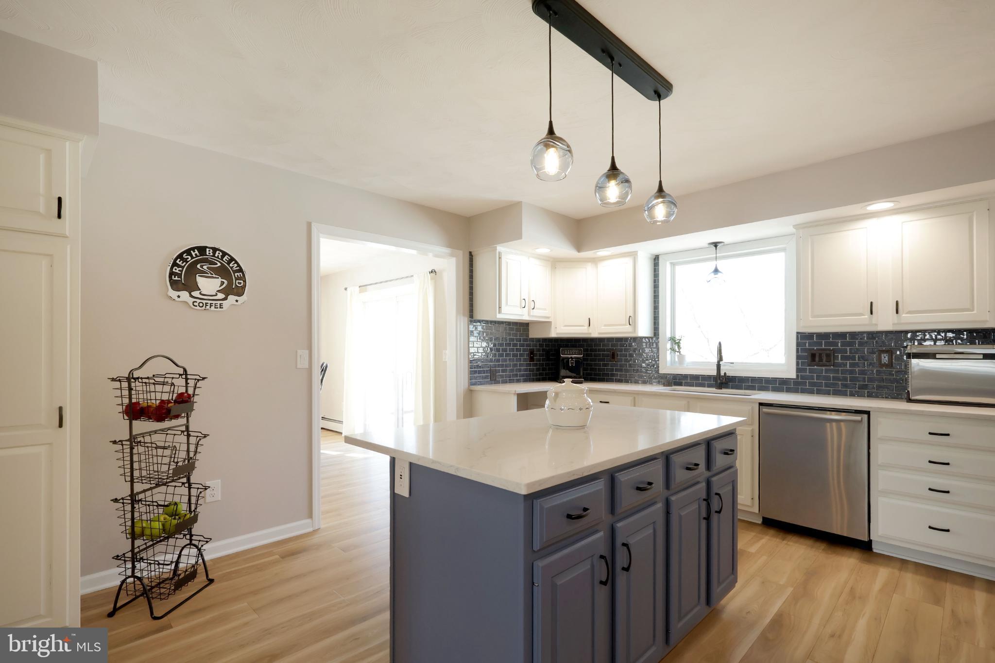 STONEHENGE - Residential