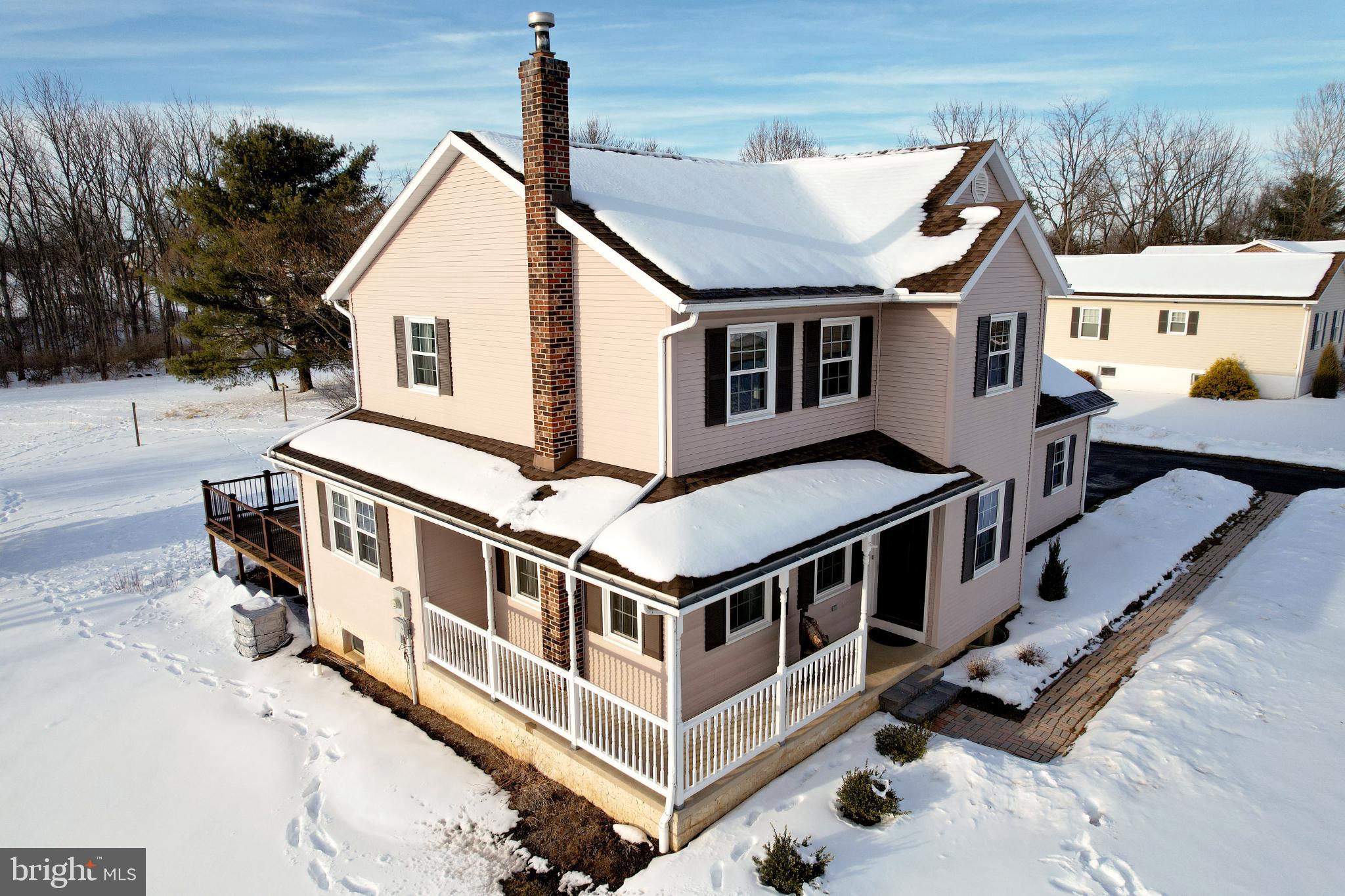 STONEHENGE - Residential