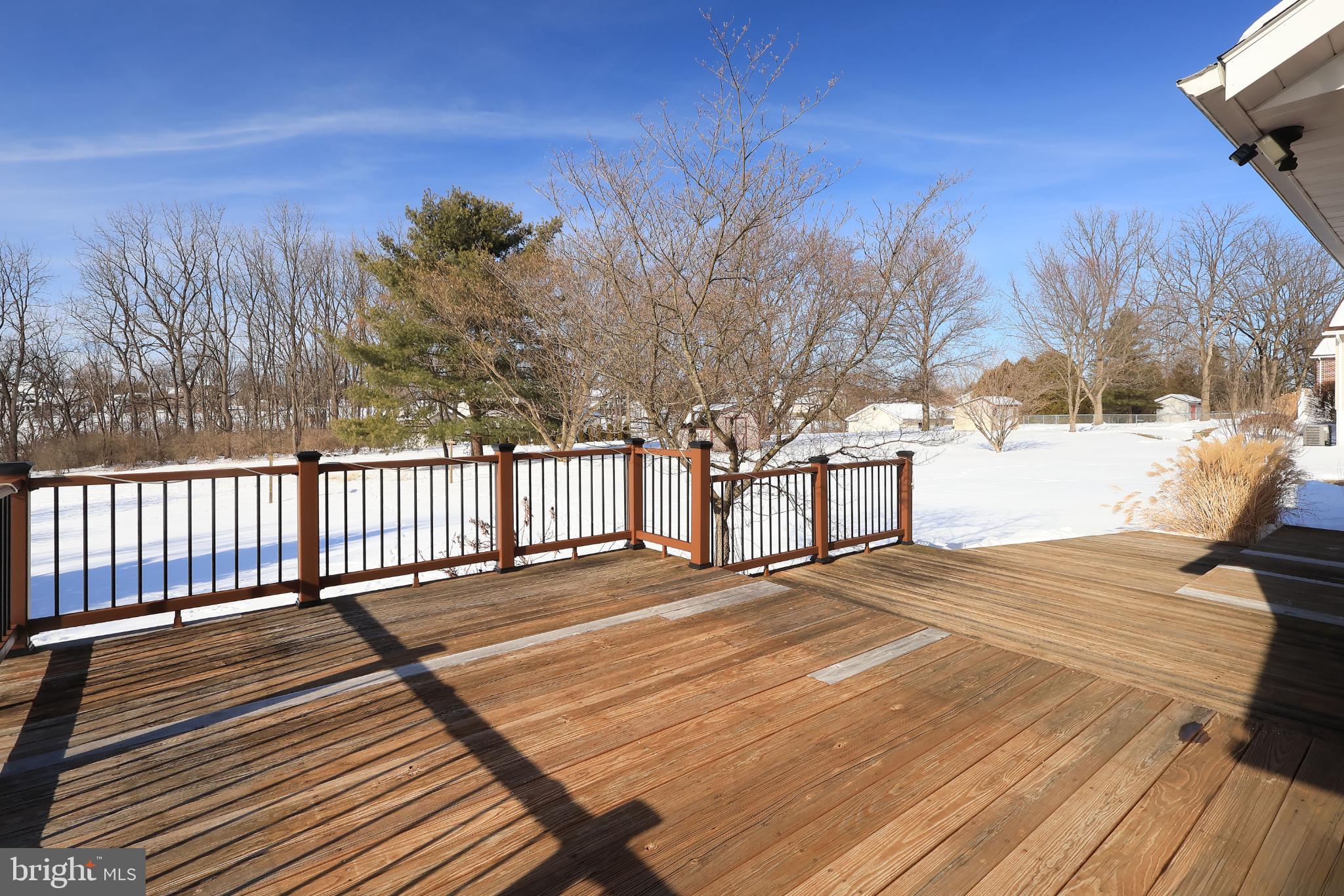 STONEHENGE - Residential